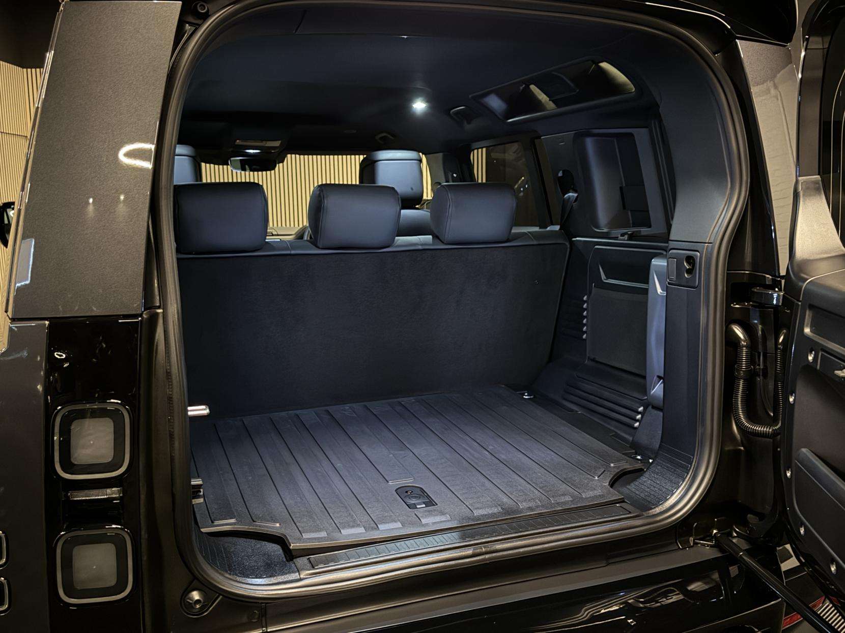 2026 LAND ROVER DEFENDER 110 2026 LAND ROVER DEFENDER 110