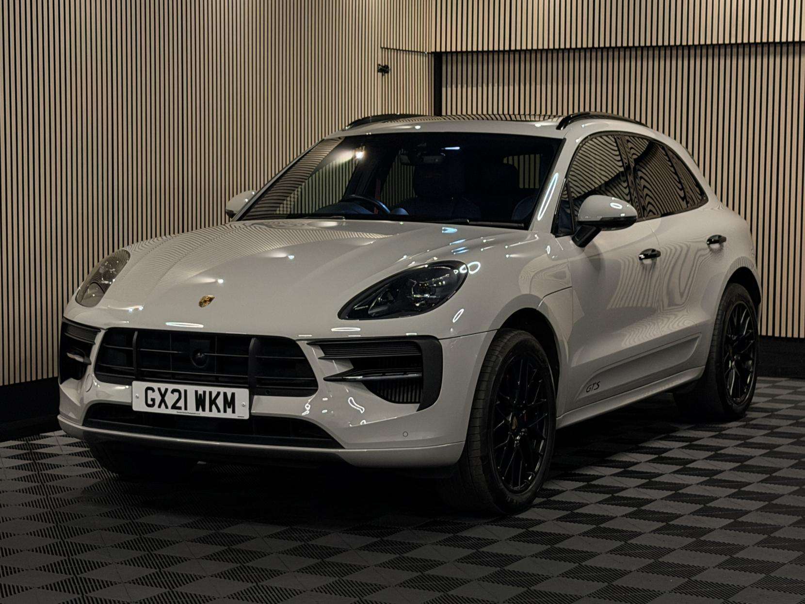 2021 PORSCHE MACAN 2021 PORSCHE MACAN