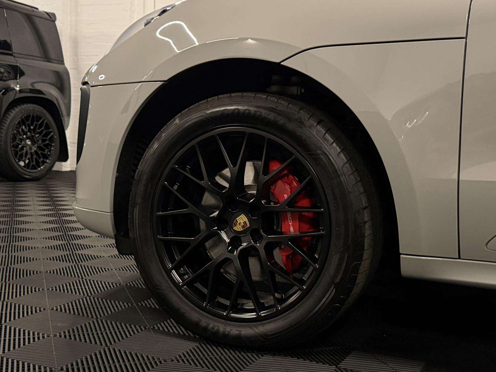 2021 PORSCHE MACAN 2021 PORSCHE MACAN