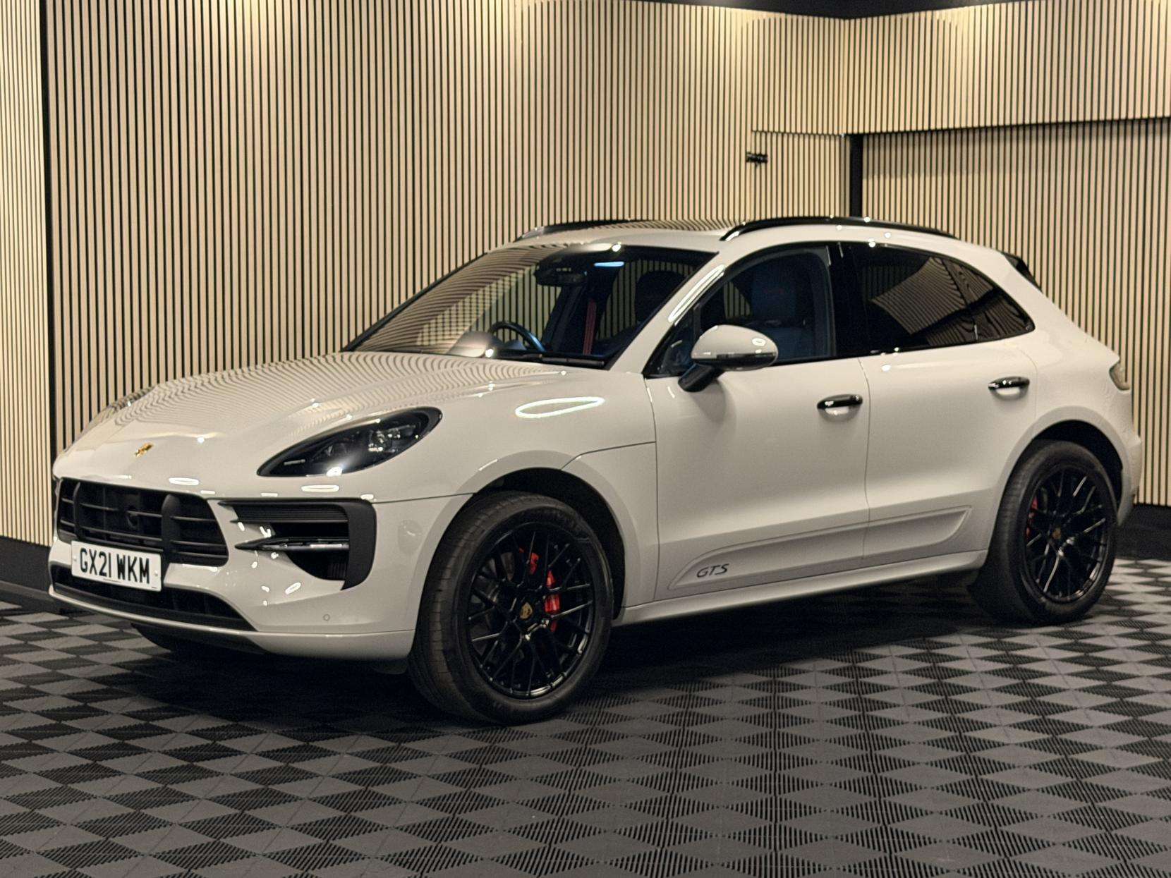 2021 PORSCHE MACAN 2021 PORSCHE MACAN