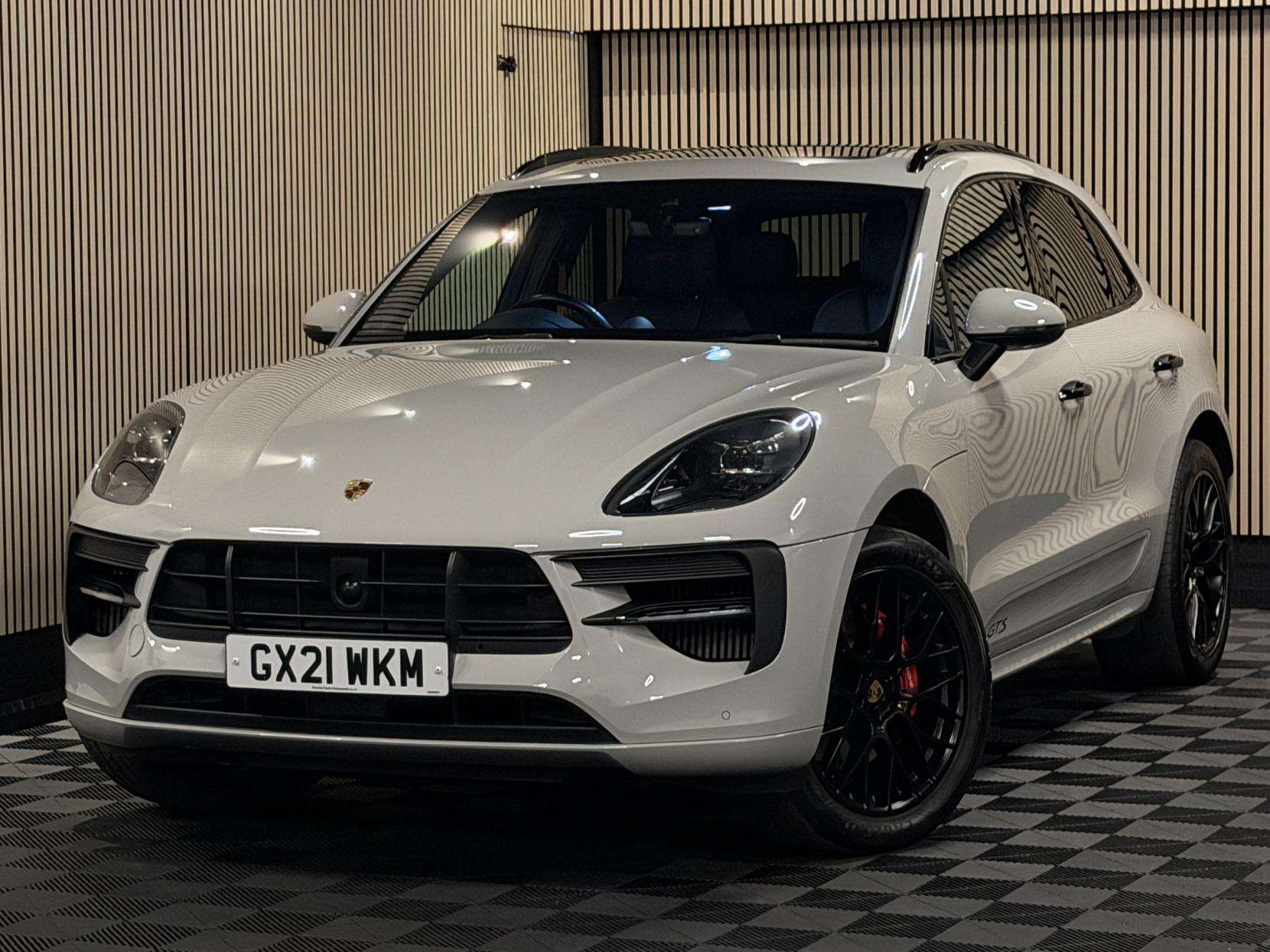 2021 PORSCHE MACAN 2021 PORSCHE MACAN