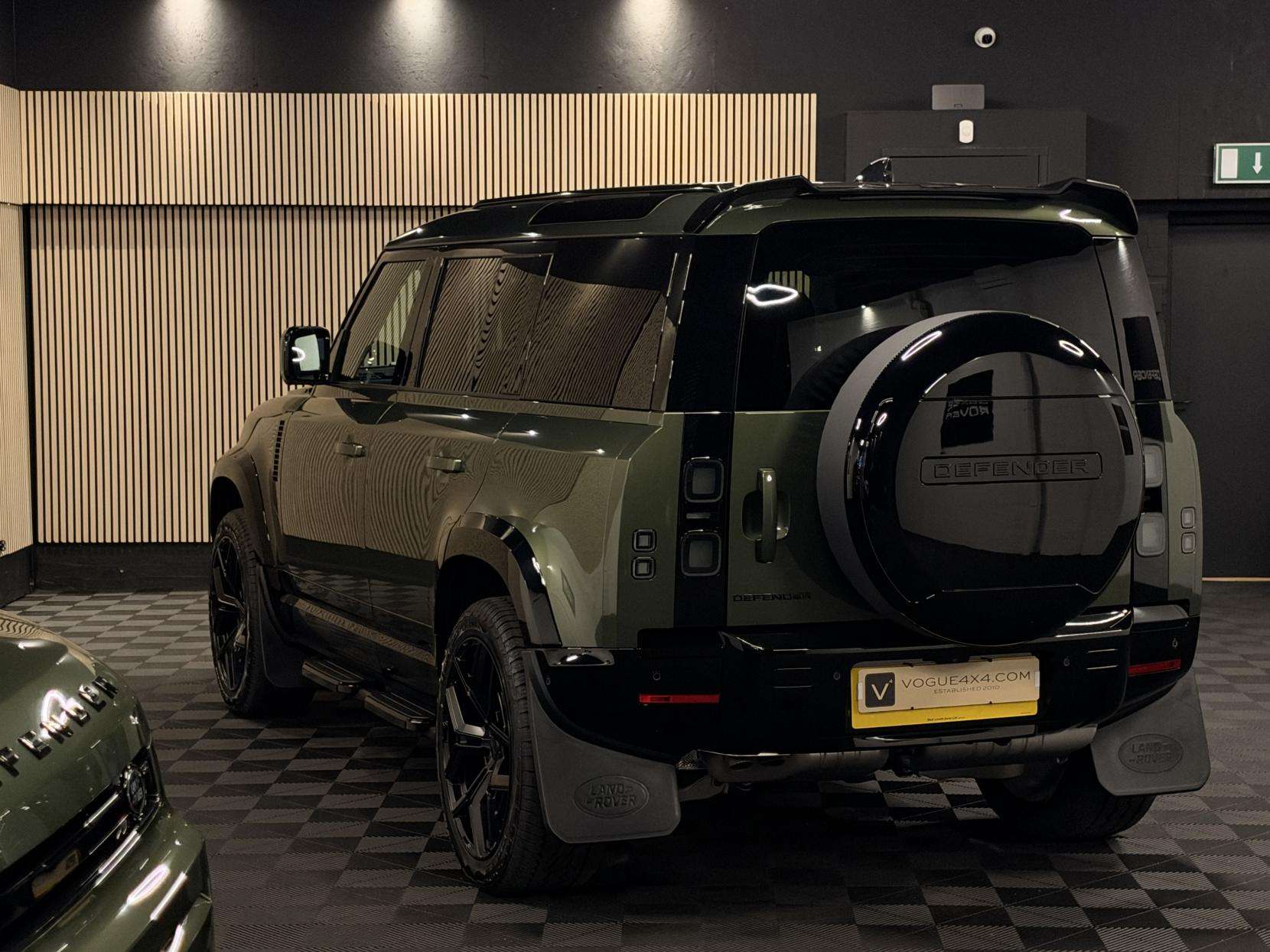 2026 LAND ROVER DEFENDER 110 2026 LAND ROVER DEFENDER 110