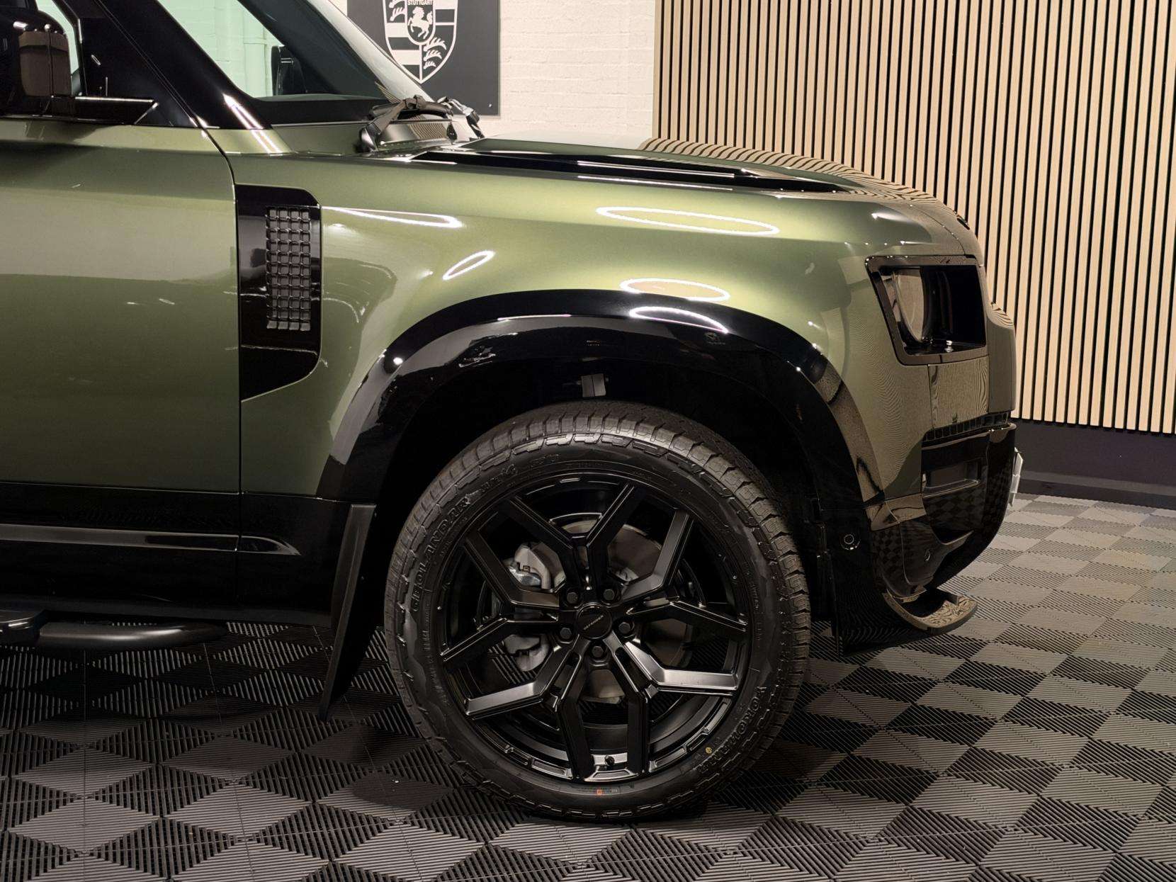 2026 LAND ROVER DEFENDER 110 2026 LAND ROVER DEFENDER 110