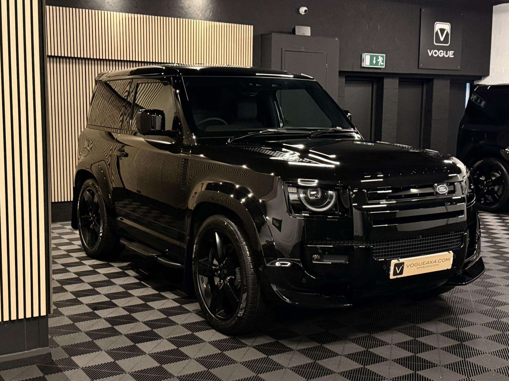 2025 LAND ROVER DEFENDER 90 2025 LAND ROVER DEFENDER 90