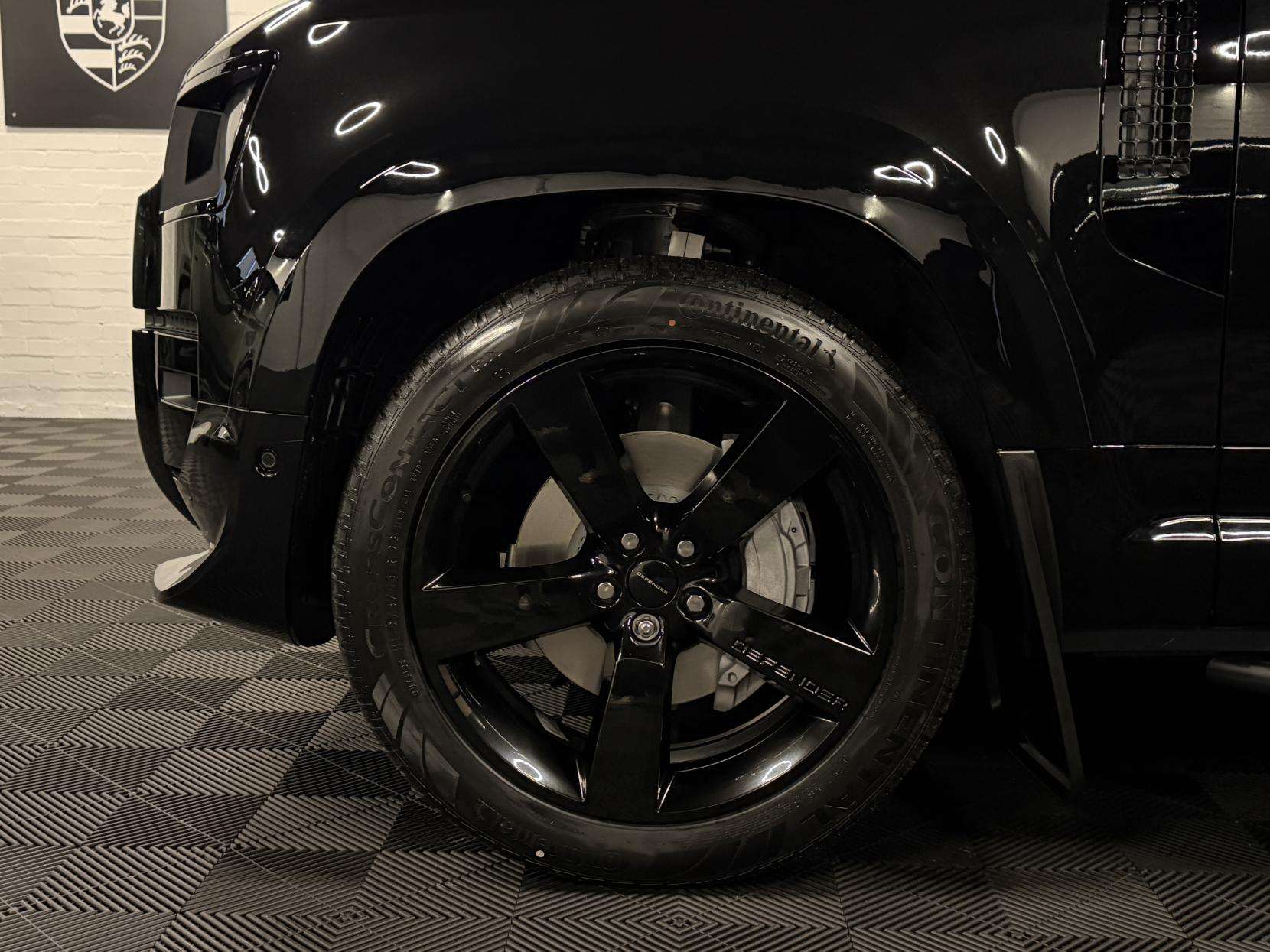 2025 LAND ROVER DEFENDER 90 2025 LAND ROVER DEFENDER 90