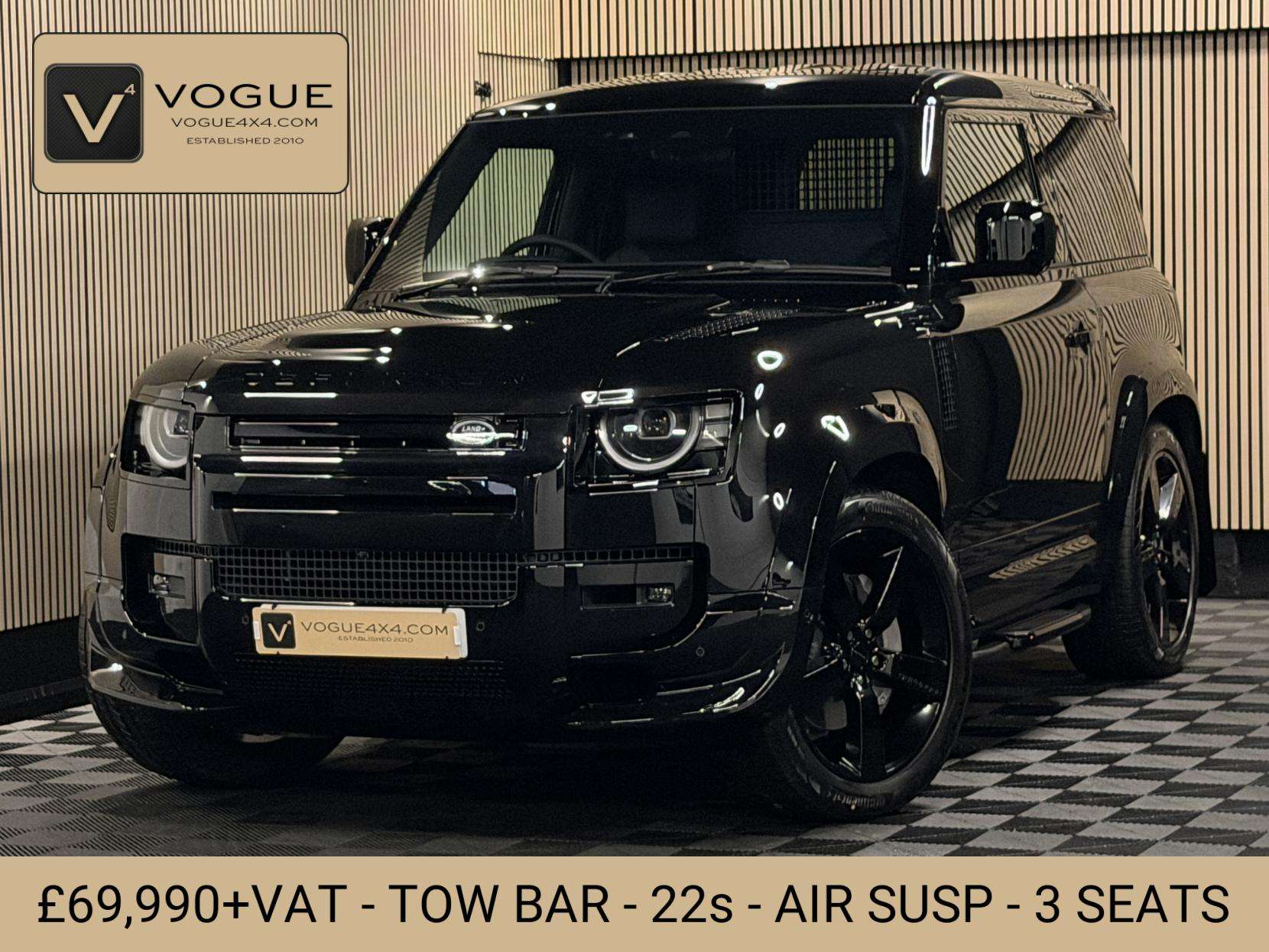 A 2025 LAND ROVER DEFENDER 90 3.0 D350 MHEV X-Dynamic HSE Hard Top SUV 3dr Diesel Auto 4WD SWB Euro 6 (s/s) (350 ps) A 2025 LAND ROVER DEFENDER 90 3.0 D350 MHEV X-Dynamic HSE Hard Top SUV 3dr Diesel Auto 4WD SWB Euro 6 (s/s) (350 ps)