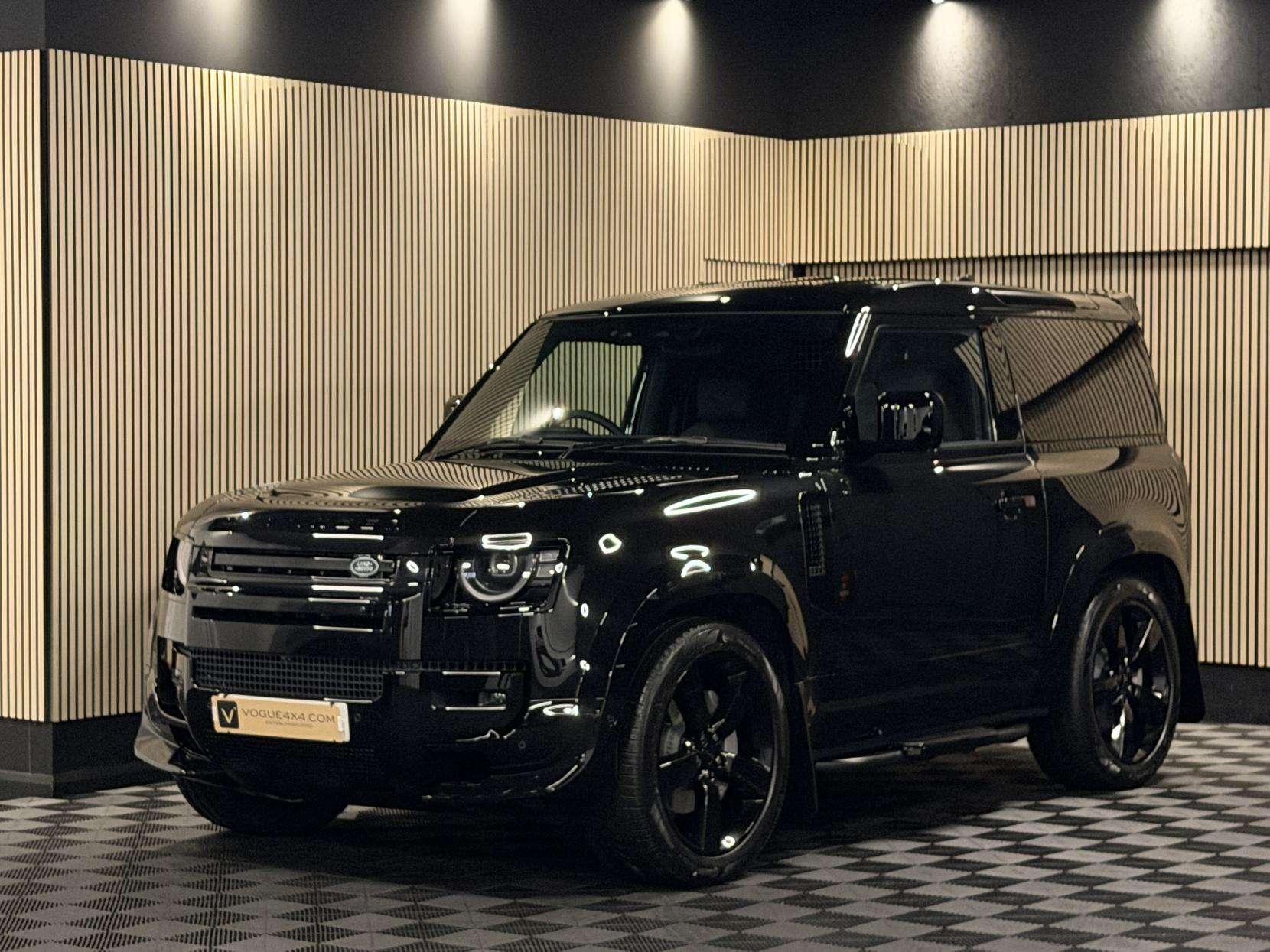 2025 LAND ROVER DEFENDER 90 2025 LAND ROVER DEFENDER 90