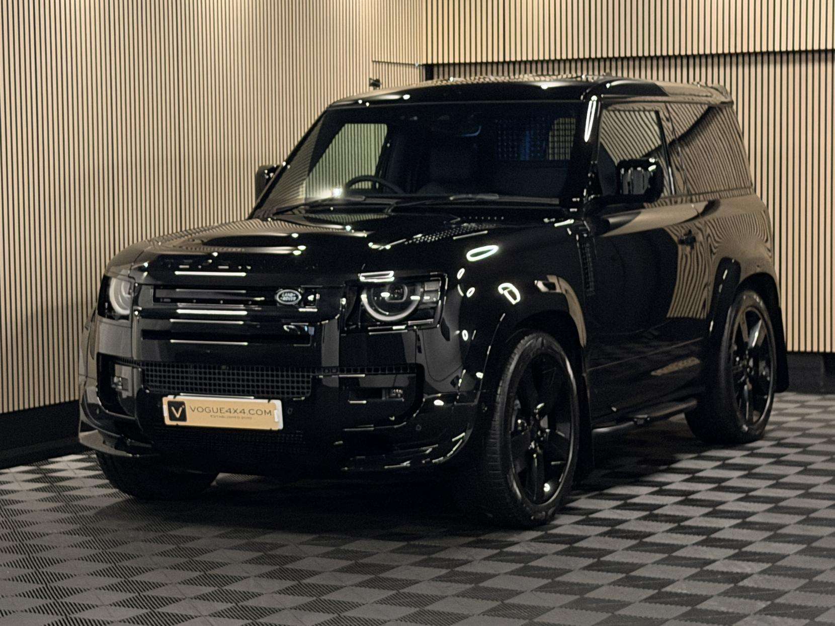 2025 LAND ROVER DEFENDER 90 2025 LAND ROVER DEFENDER 90