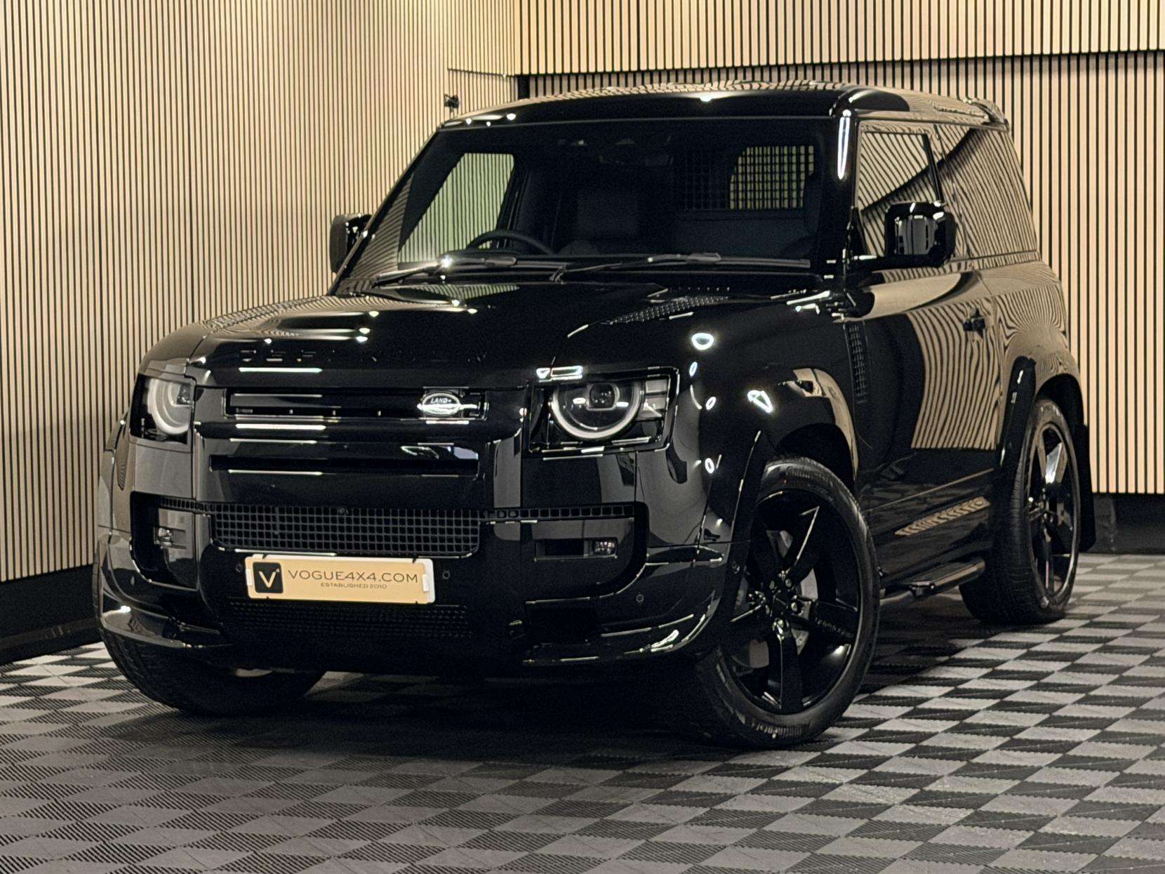 2025 LAND ROVER DEFENDER 90 2025 LAND ROVER DEFENDER 90