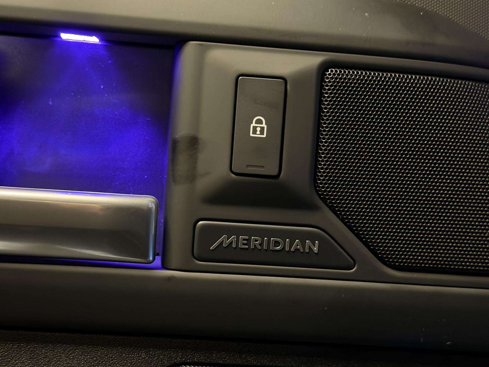 2025 LAND ROVER DEFENDER 90 2025 LAND ROVER DEFENDER 90