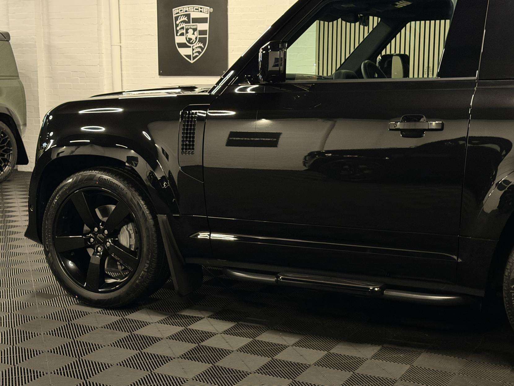 2025 LAND ROVER DEFENDER 90 2025 LAND ROVER DEFENDER 90