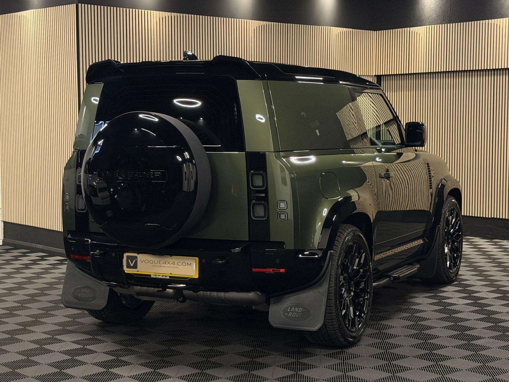 2026 LAND ROVER DEFENDER 90 2026 LAND ROVER DEFENDER 90