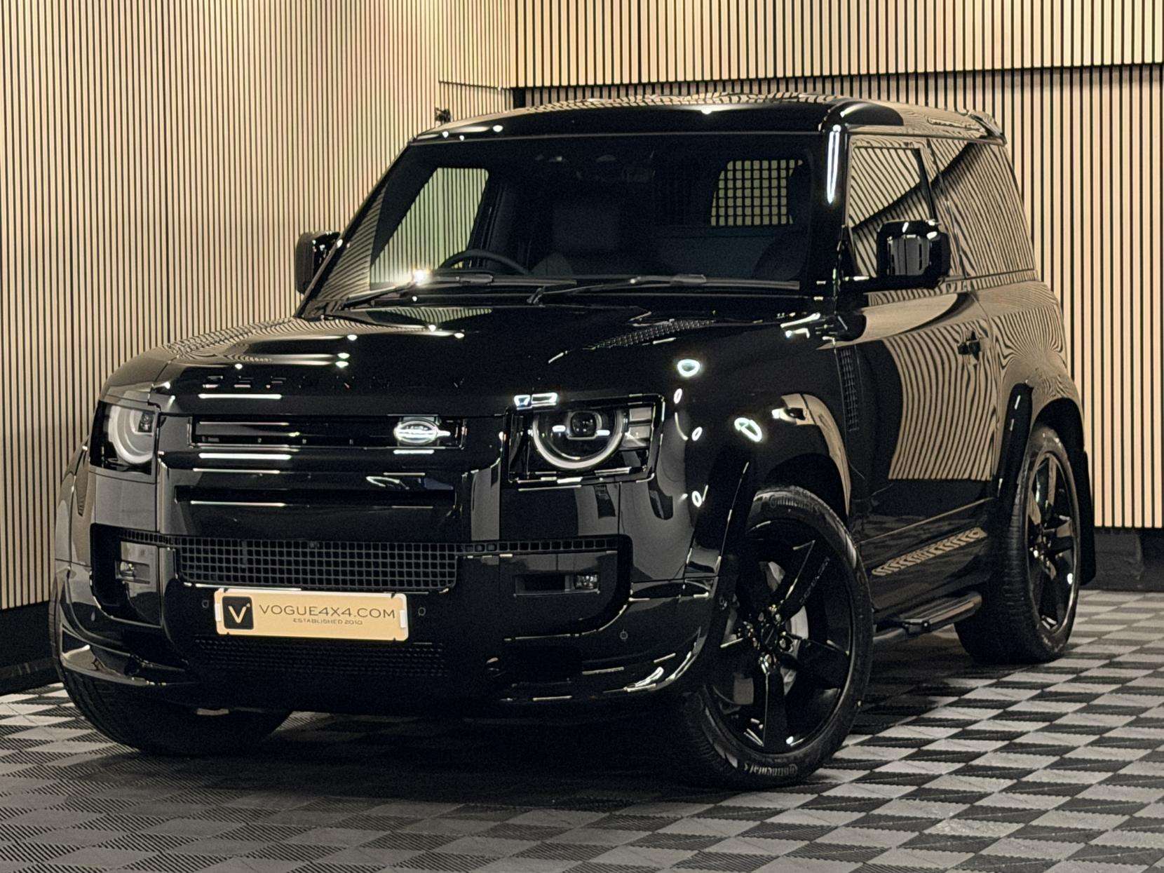 2025 LAND ROVER DEFENDER 90 2025 LAND ROVER DEFENDER 90