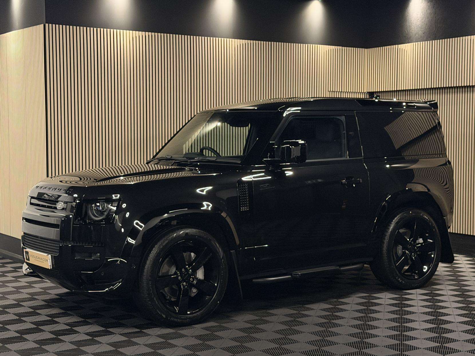 2025 LAND ROVER DEFENDER 90 2025 LAND ROVER DEFENDER 90