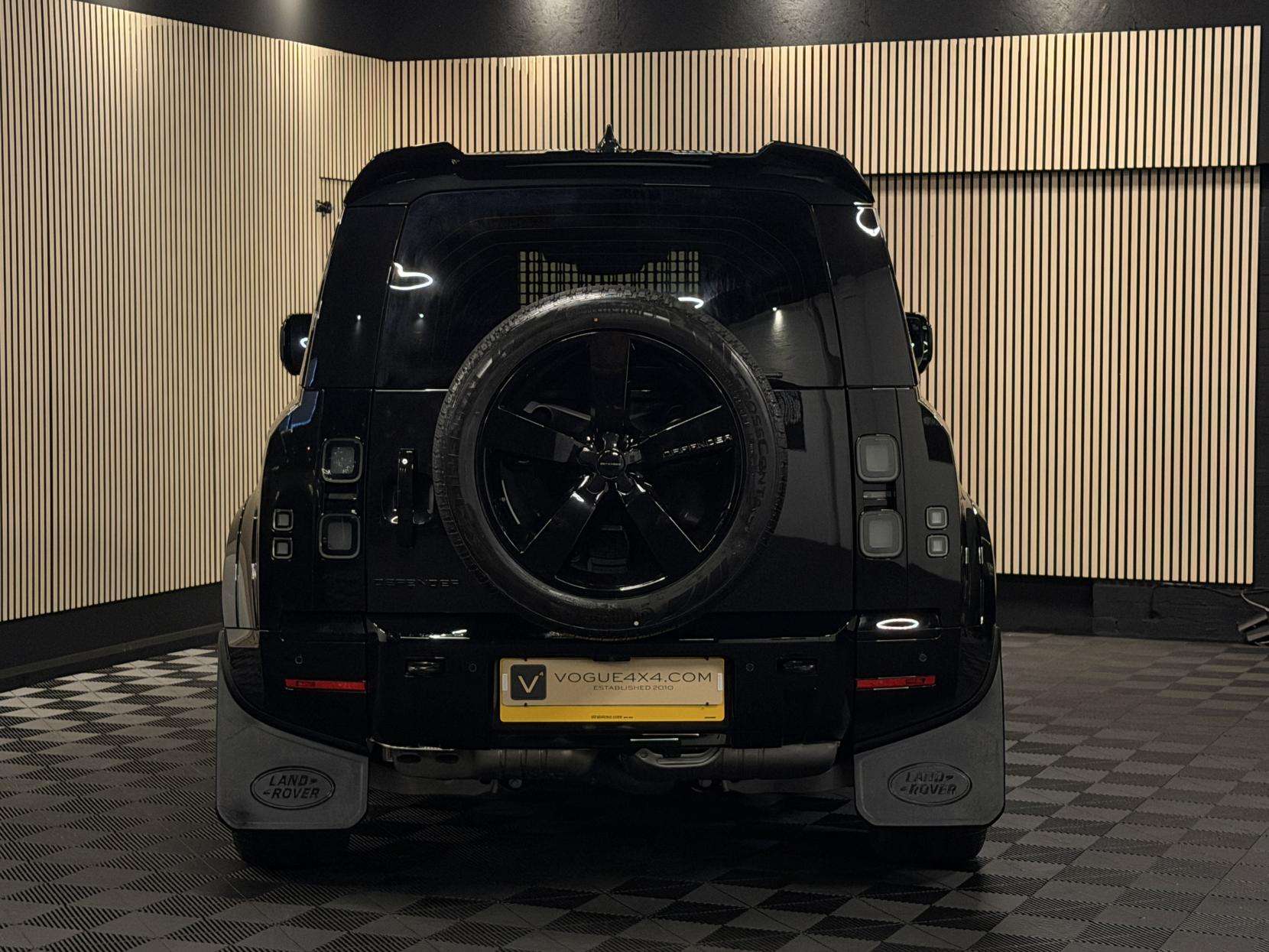 2025 LAND ROVER DEFENDER 90 2025 LAND ROVER DEFENDER 90