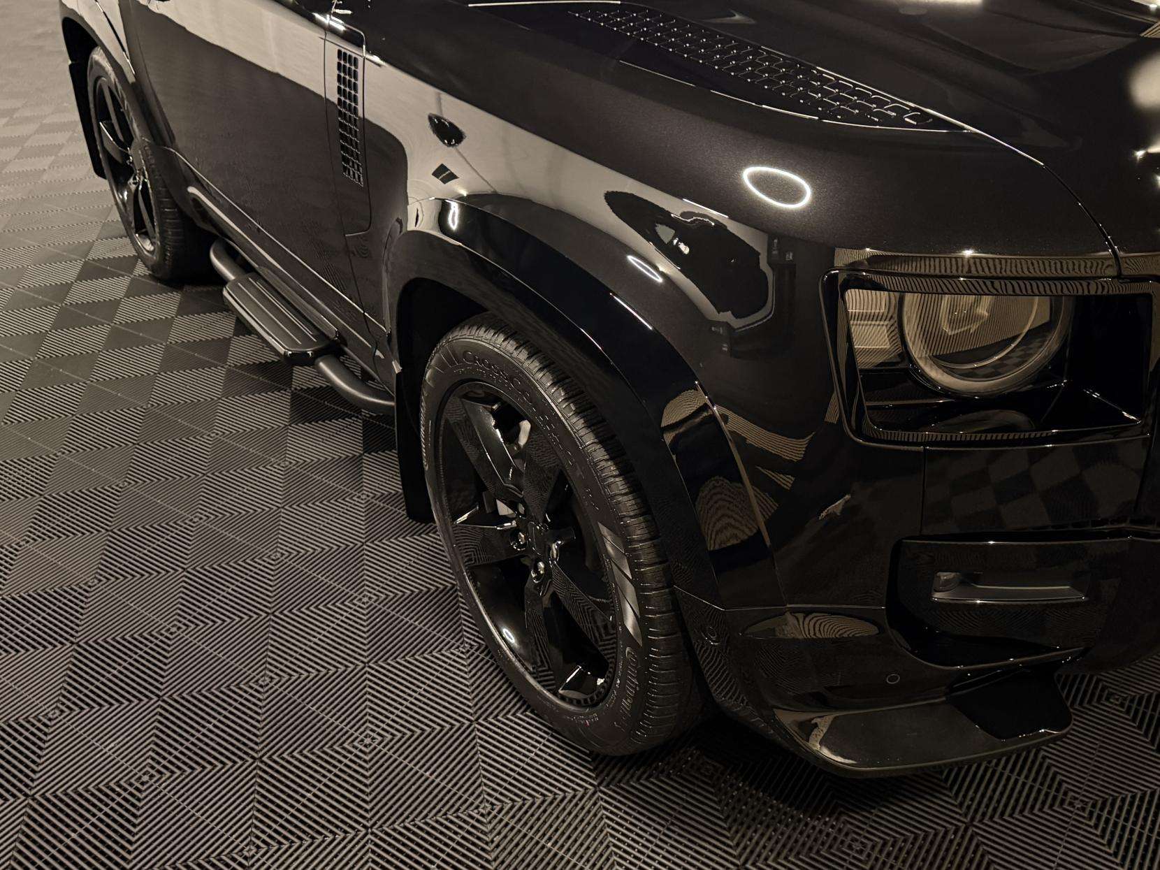 2025 LAND ROVER DEFENDER 90 2025 LAND ROVER DEFENDER 90