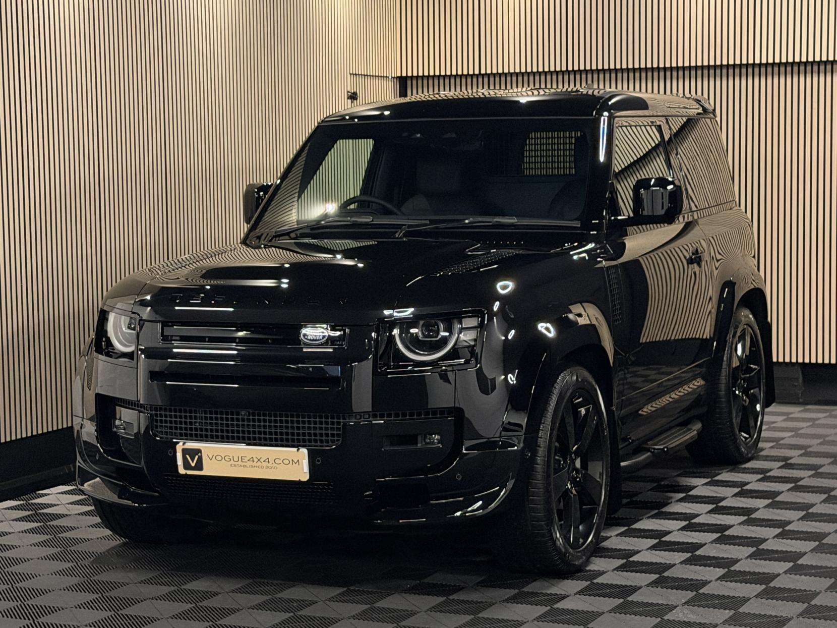 2025 LAND ROVER DEFENDER 90 2025 LAND ROVER DEFENDER 90