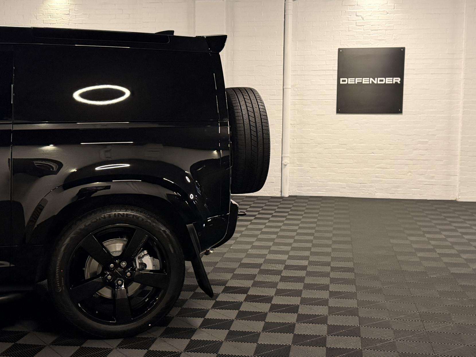 2025 LAND ROVER DEFENDER 90 2025 LAND ROVER DEFENDER 90