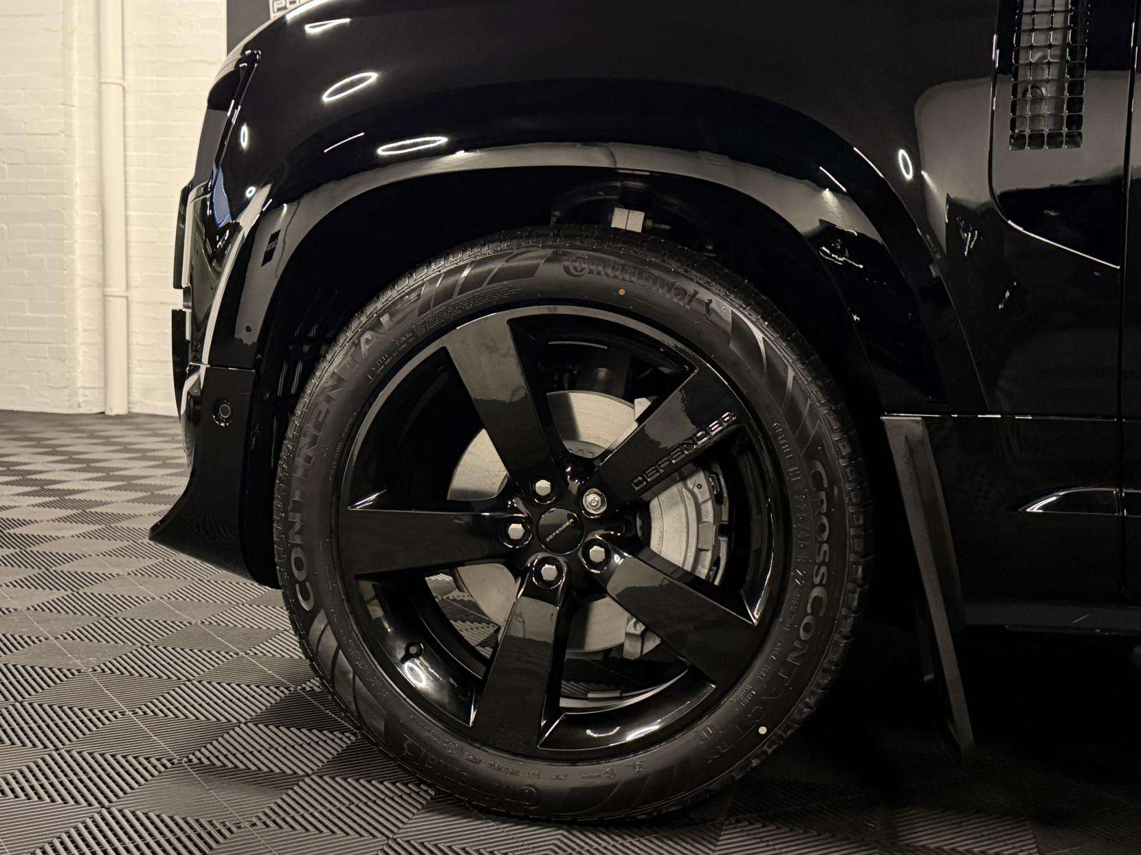 2025 LAND ROVER DEFENDER 90 2025 LAND ROVER DEFENDER 90