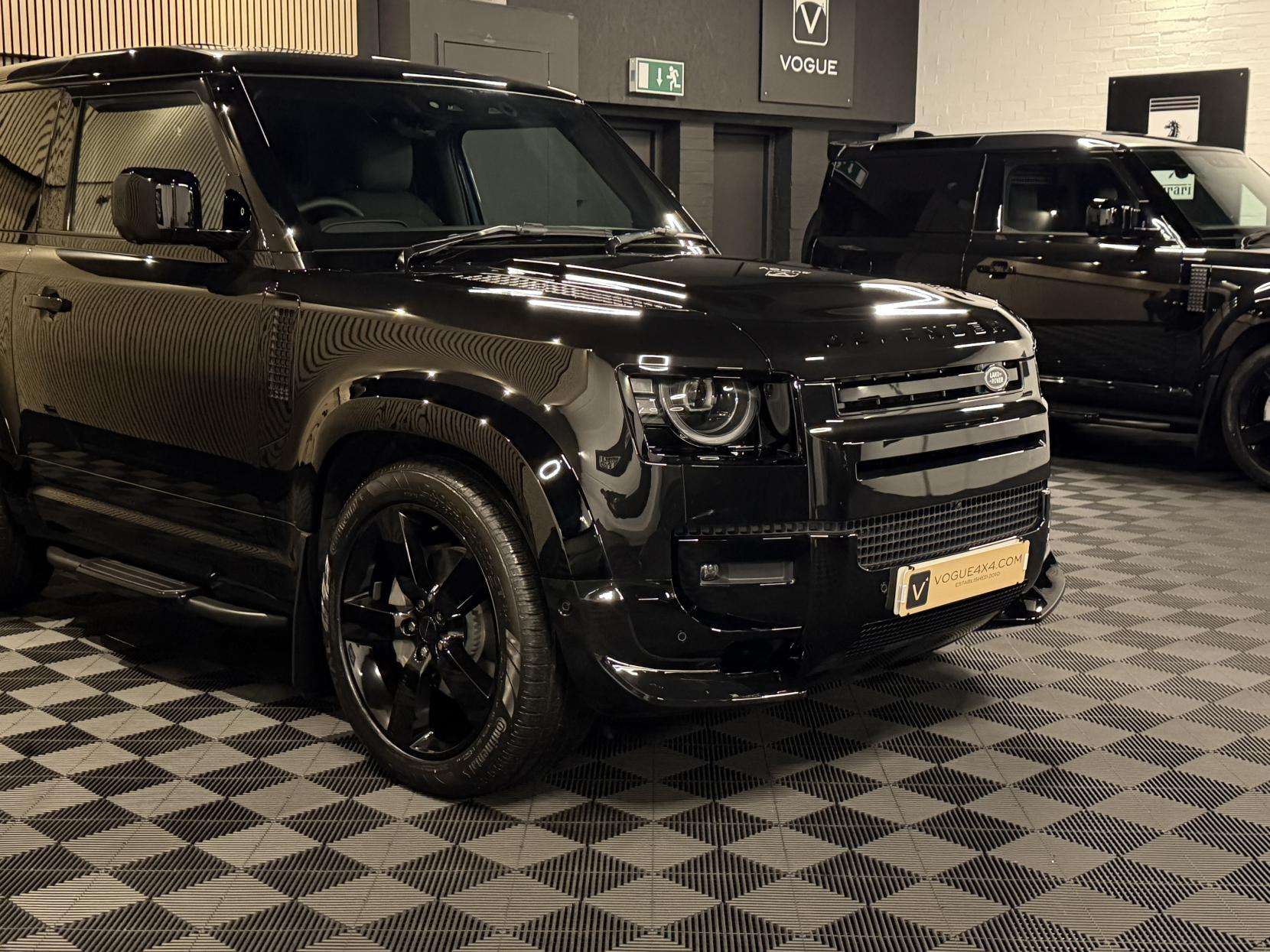 2025 LAND ROVER DEFENDER 90 2025 LAND ROVER DEFENDER 90