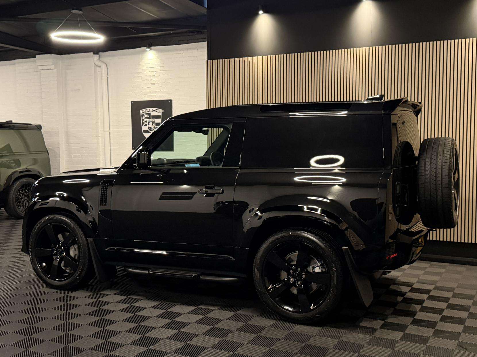 2025 LAND ROVER DEFENDER 90 2025 LAND ROVER DEFENDER 90