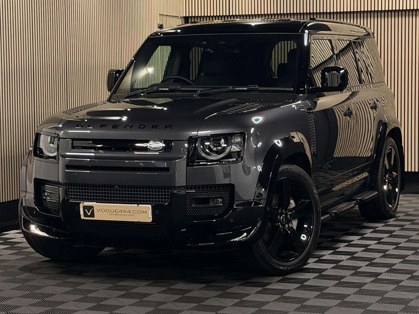 2024 LAND ROVER DEFENDER 110 2024 LAND ROVER DEFENDER 110