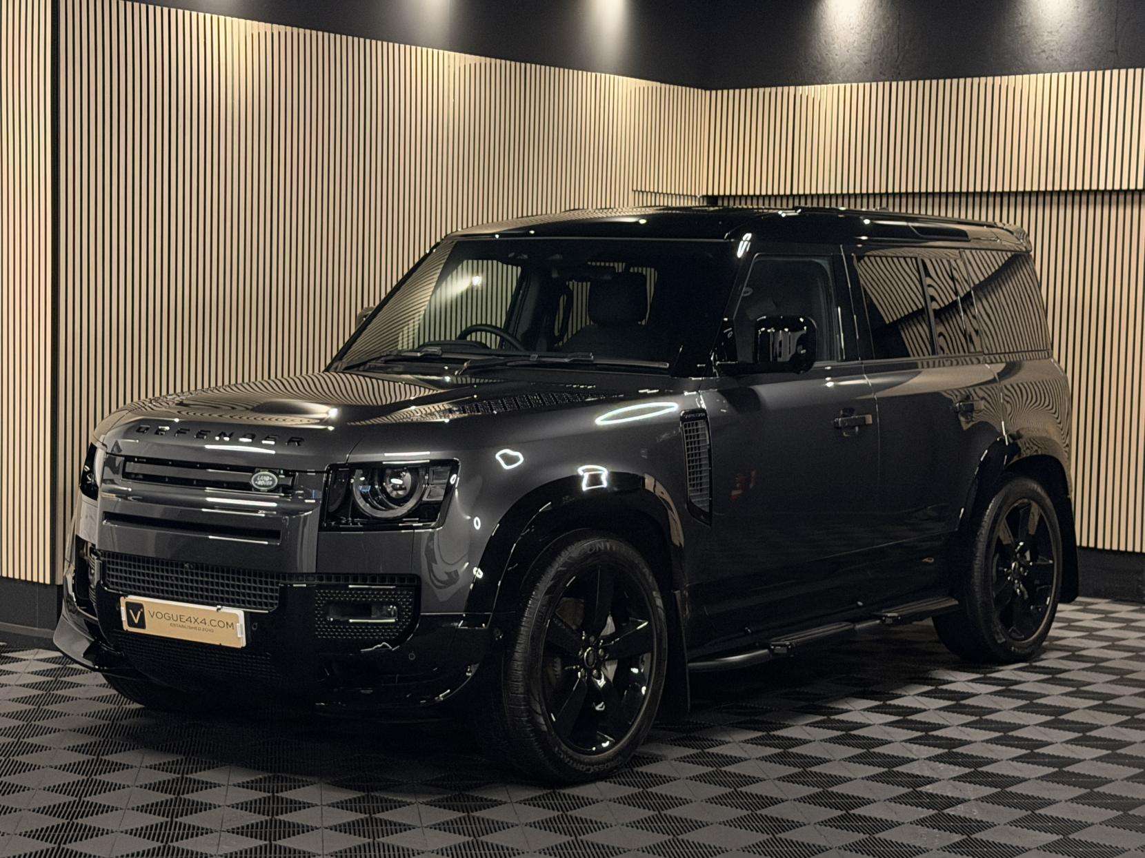 2024 LAND ROVER DEFENDER 110 2024 LAND ROVER DEFENDER 110