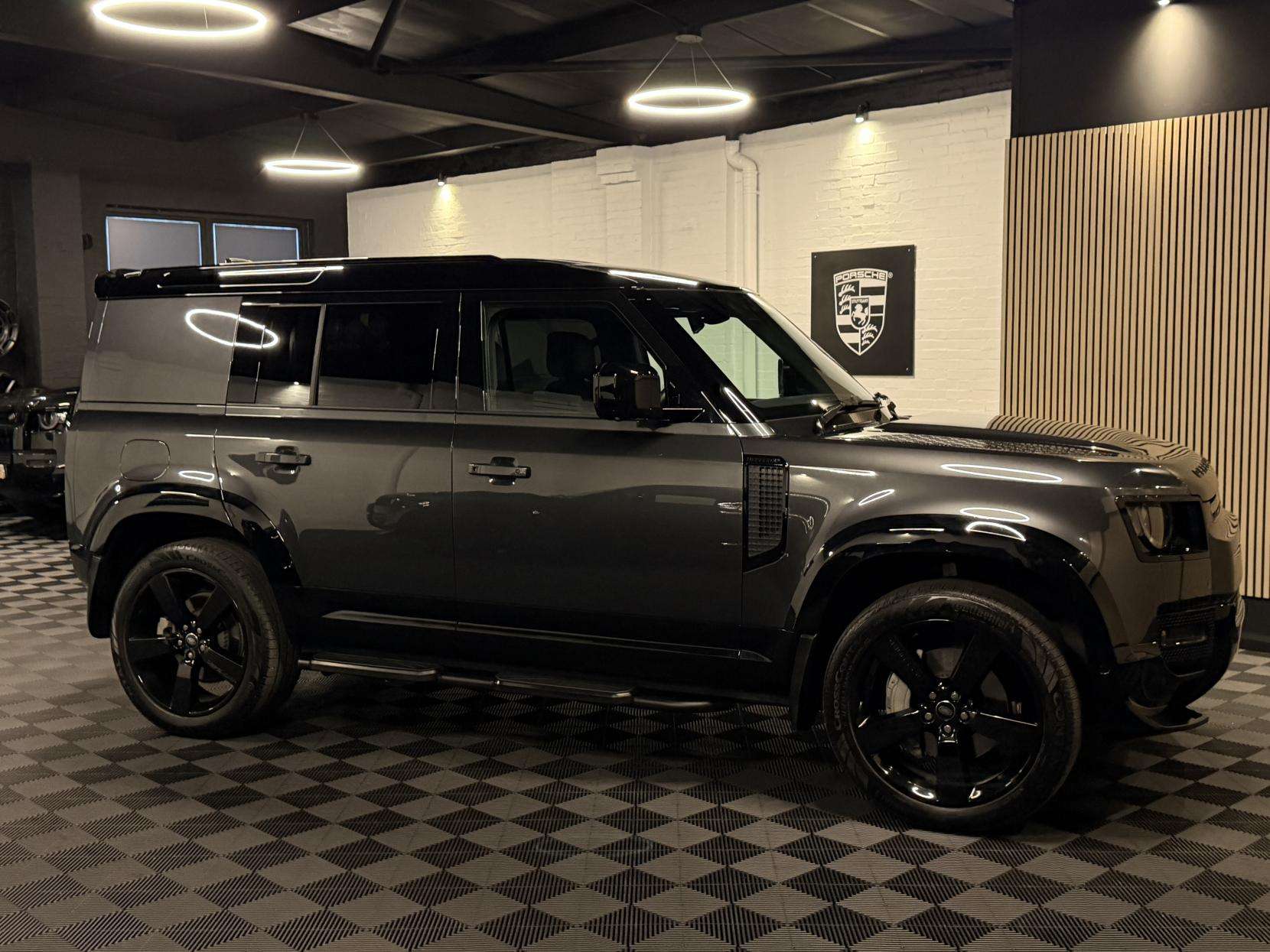 2023 LAND ROVER DEFENDER 110 2023 LAND ROVER DEFENDER 110