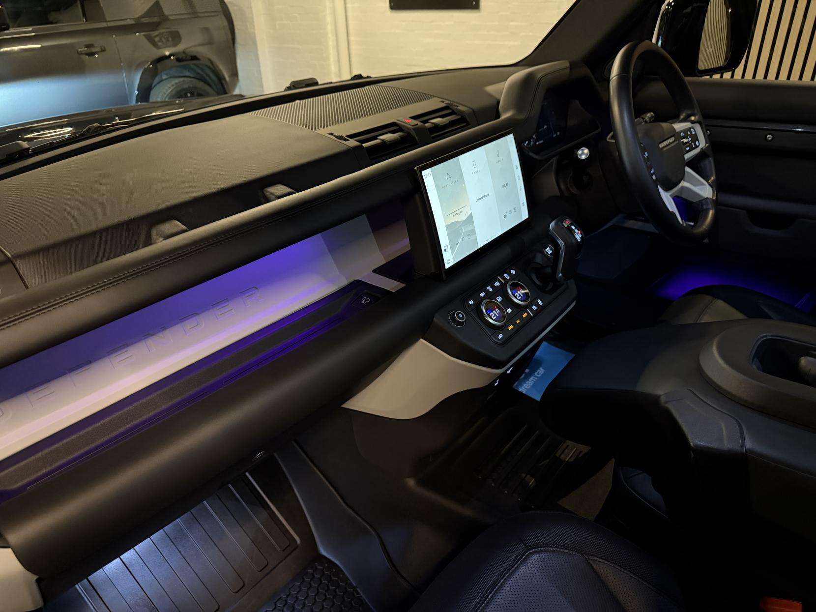 2023 LAND ROVER DEFENDER 110 2023 LAND ROVER DEFENDER 110