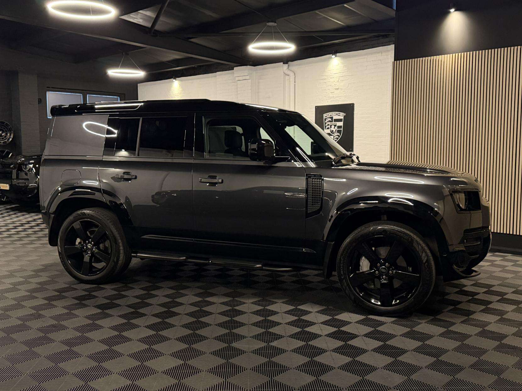 2023 LAND ROVER DEFENDER 110 2023 LAND ROVER DEFENDER 110