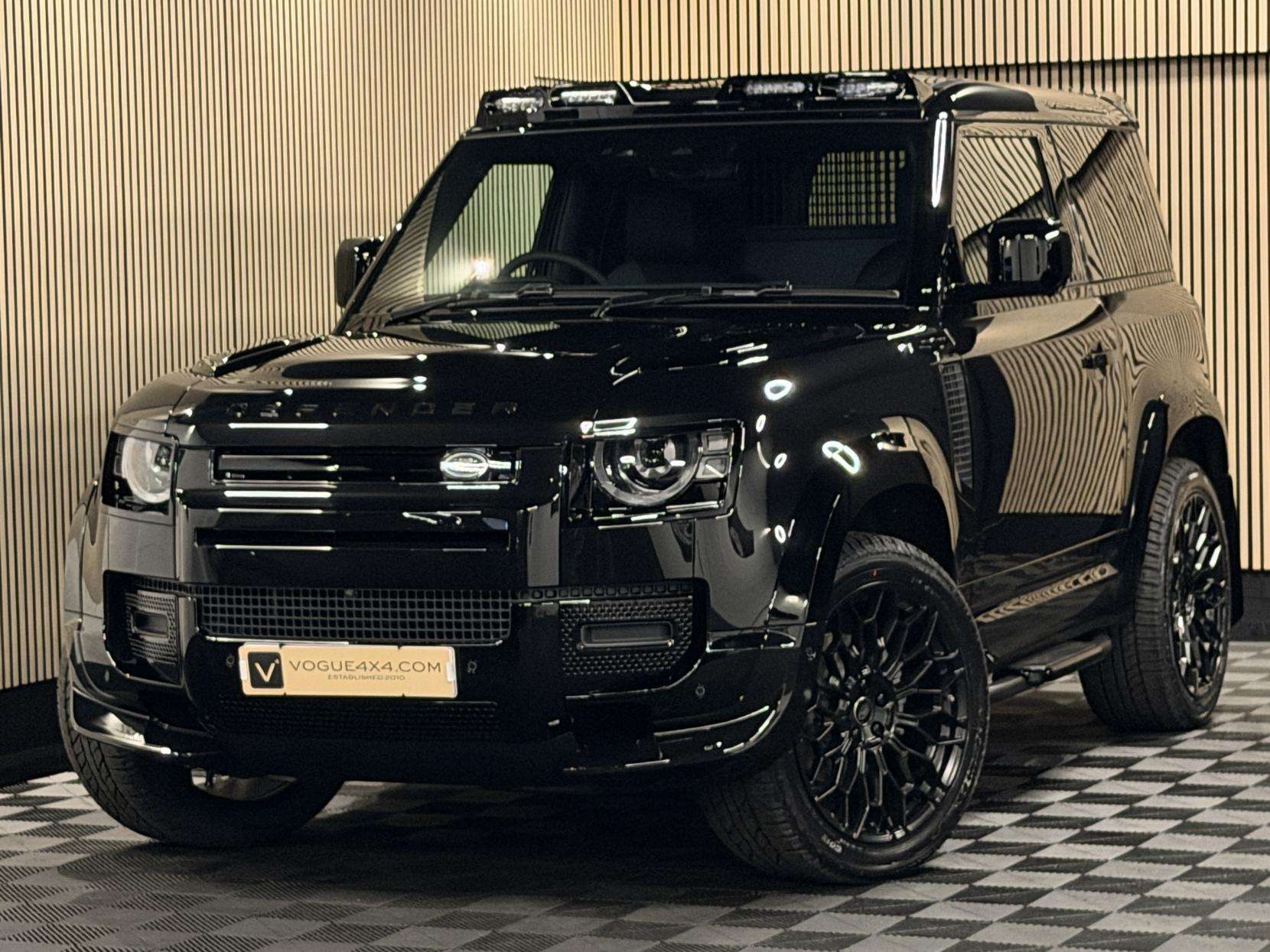 2025 LAND ROVER DEFENDER 90 2025 LAND ROVER DEFENDER 90