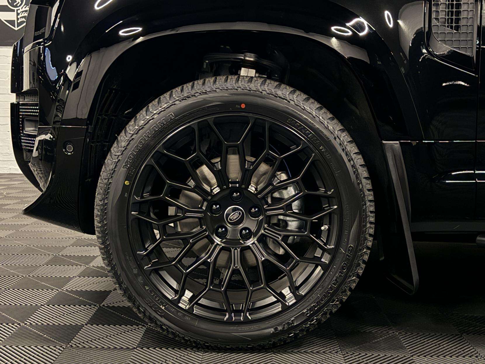 2025 LAND ROVER DEFENDER 90 2025 LAND ROVER DEFENDER 90