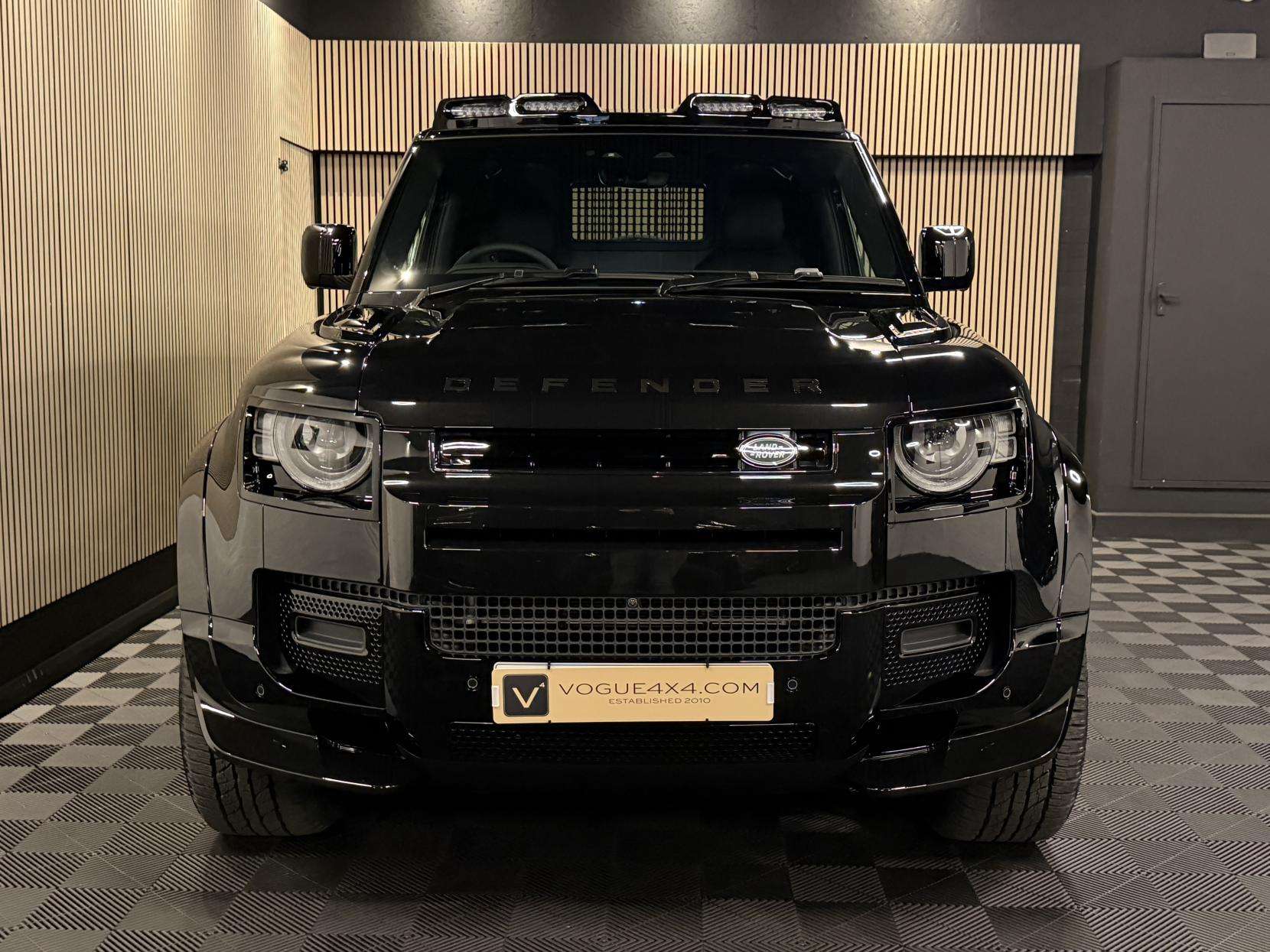 2025 LAND ROVER DEFENDER 90 2025 LAND ROVER DEFENDER 90