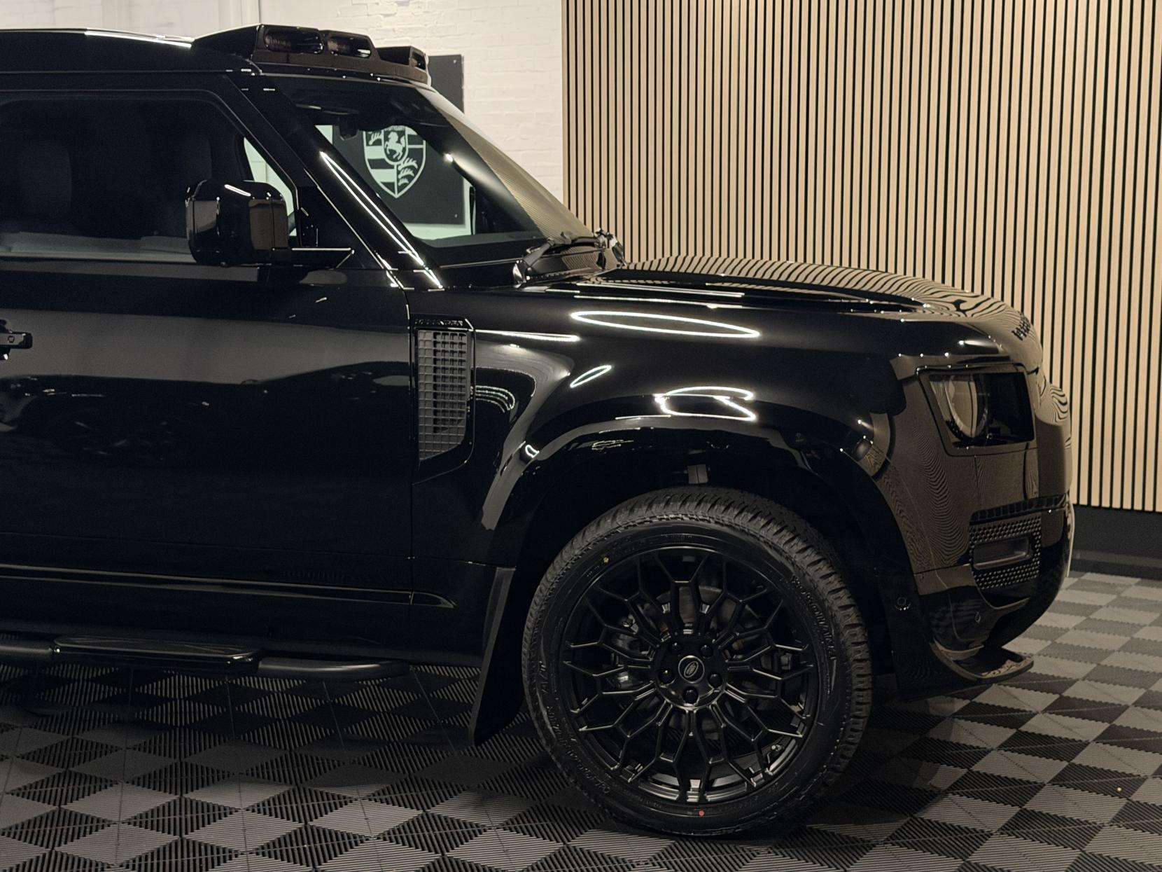 2025 LAND ROVER DEFENDER 90 2025 LAND ROVER DEFENDER 90