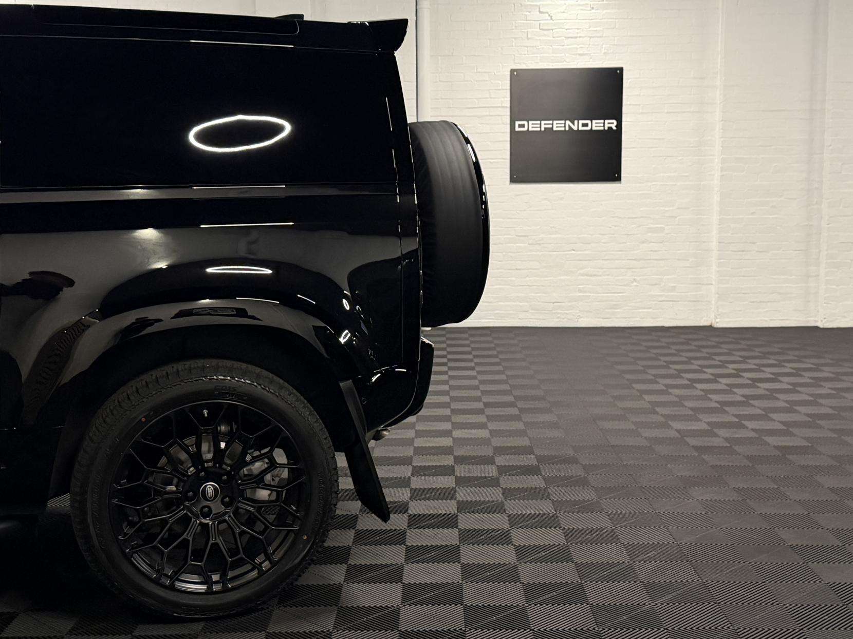 2025 LAND ROVER DEFENDER 90 2025 LAND ROVER DEFENDER 90