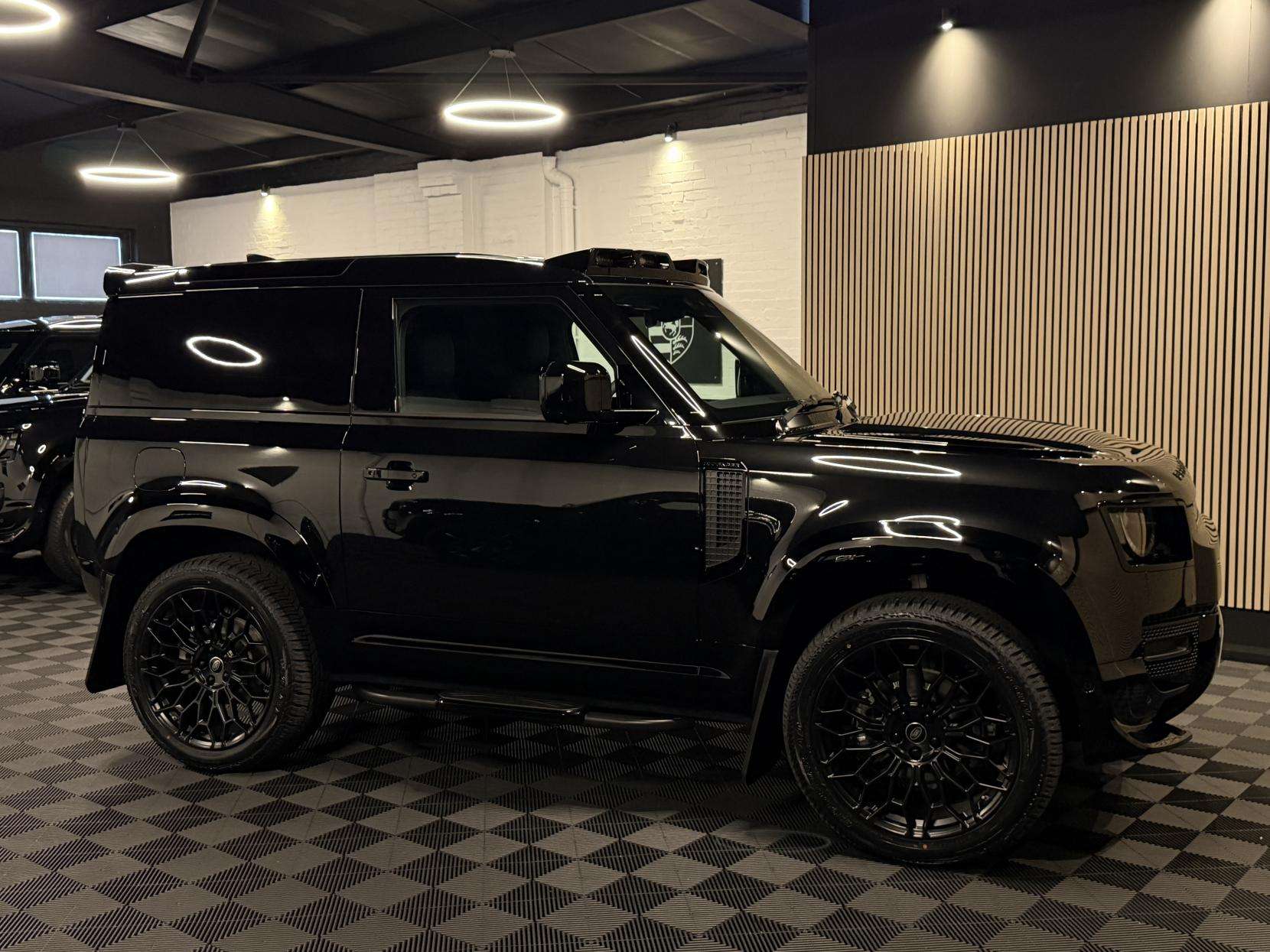 2025 LAND ROVER DEFENDER 90 2025 LAND ROVER DEFENDER 90