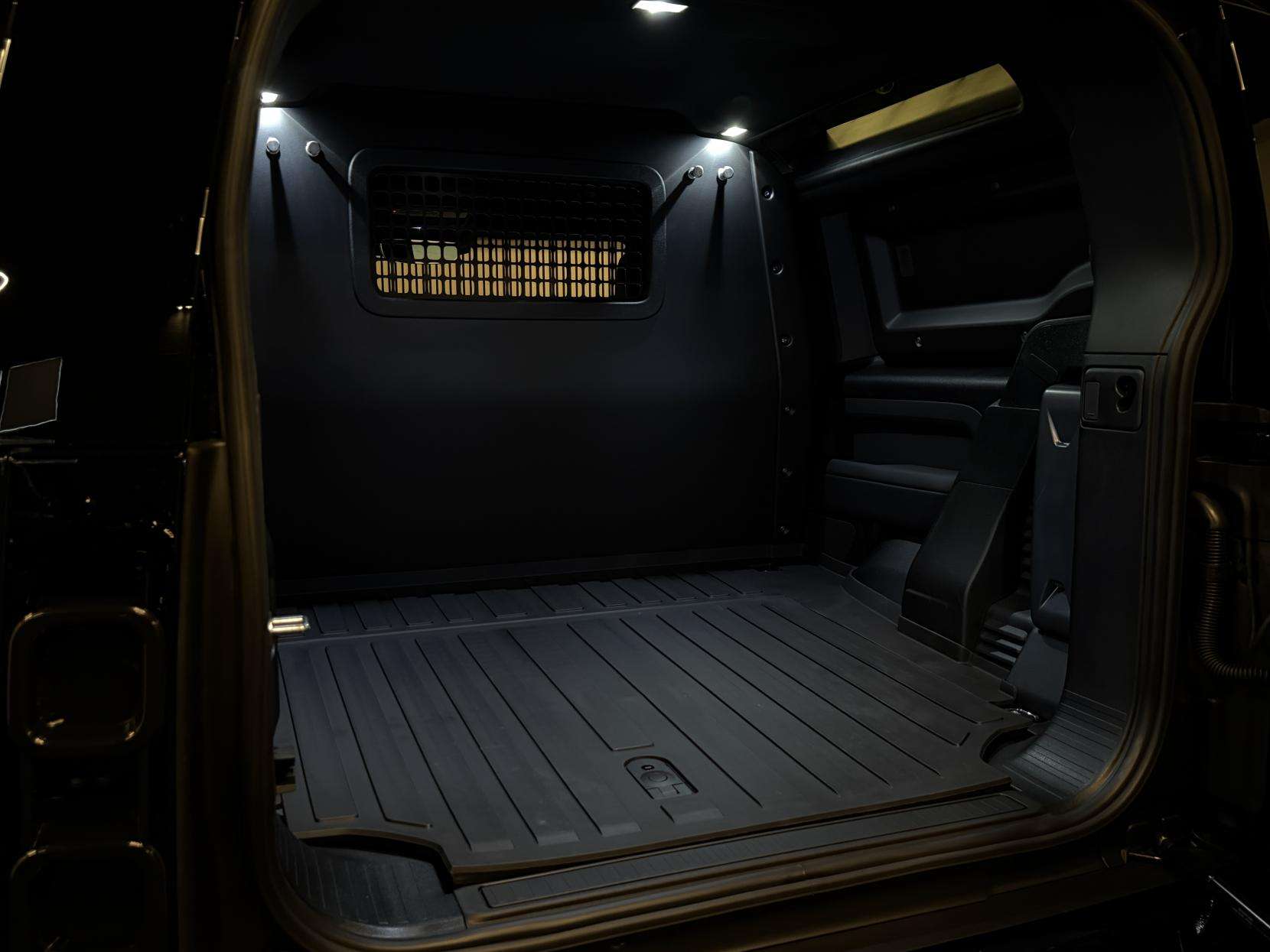 2025 LAND ROVER DEFENDER 90 2025 LAND ROVER DEFENDER 90