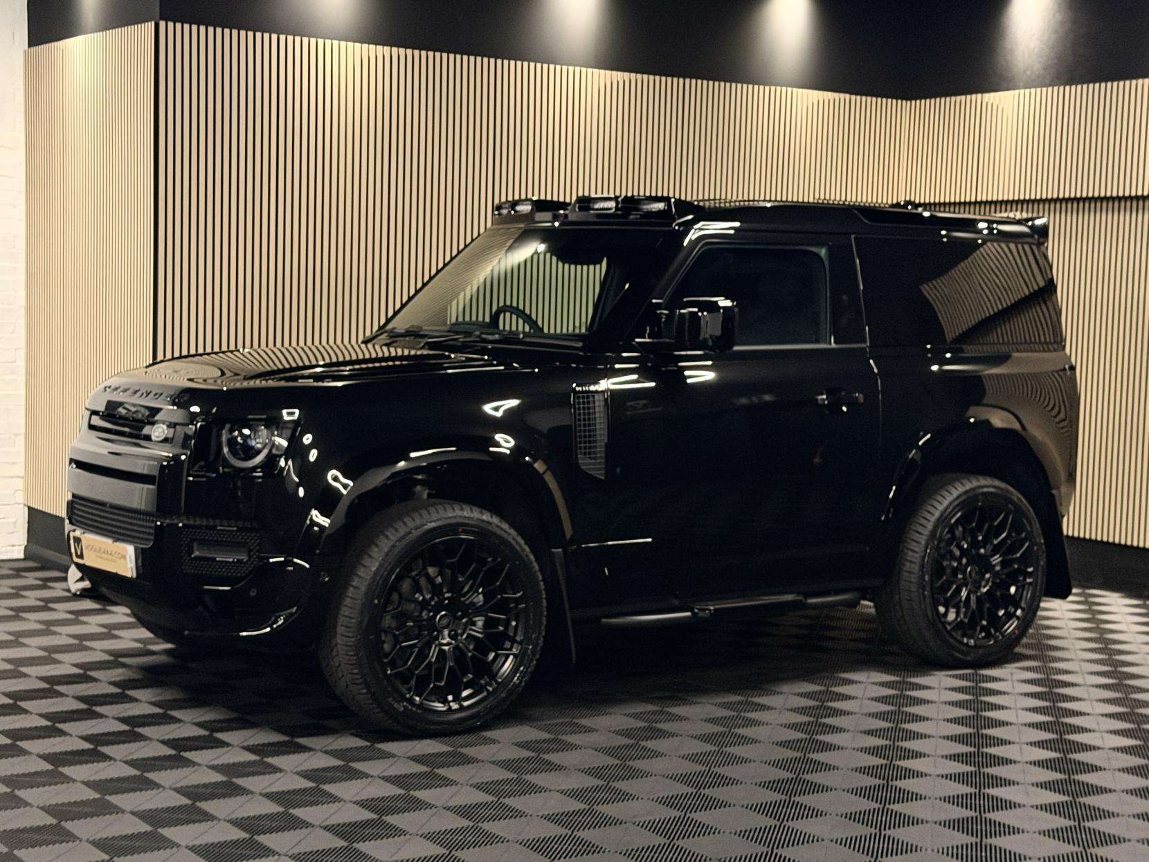 2025 LAND ROVER DEFENDER 90 2025 LAND ROVER DEFENDER 90