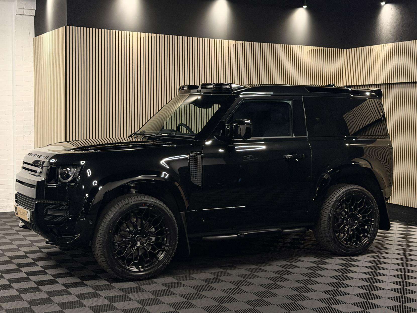 2025 LAND ROVER DEFENDER 90 2025 LAND ROVER DEFENDER 90