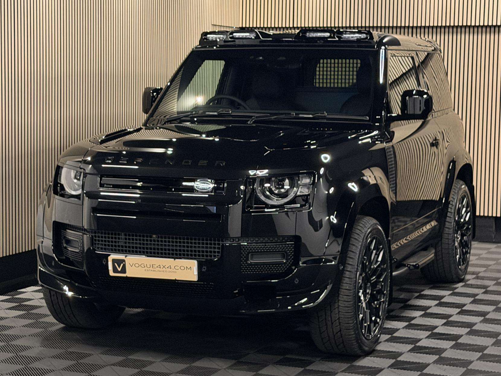 2025 LAND ROVER DEFENDER 90 2025 LAND ROVER DEFENDER 90