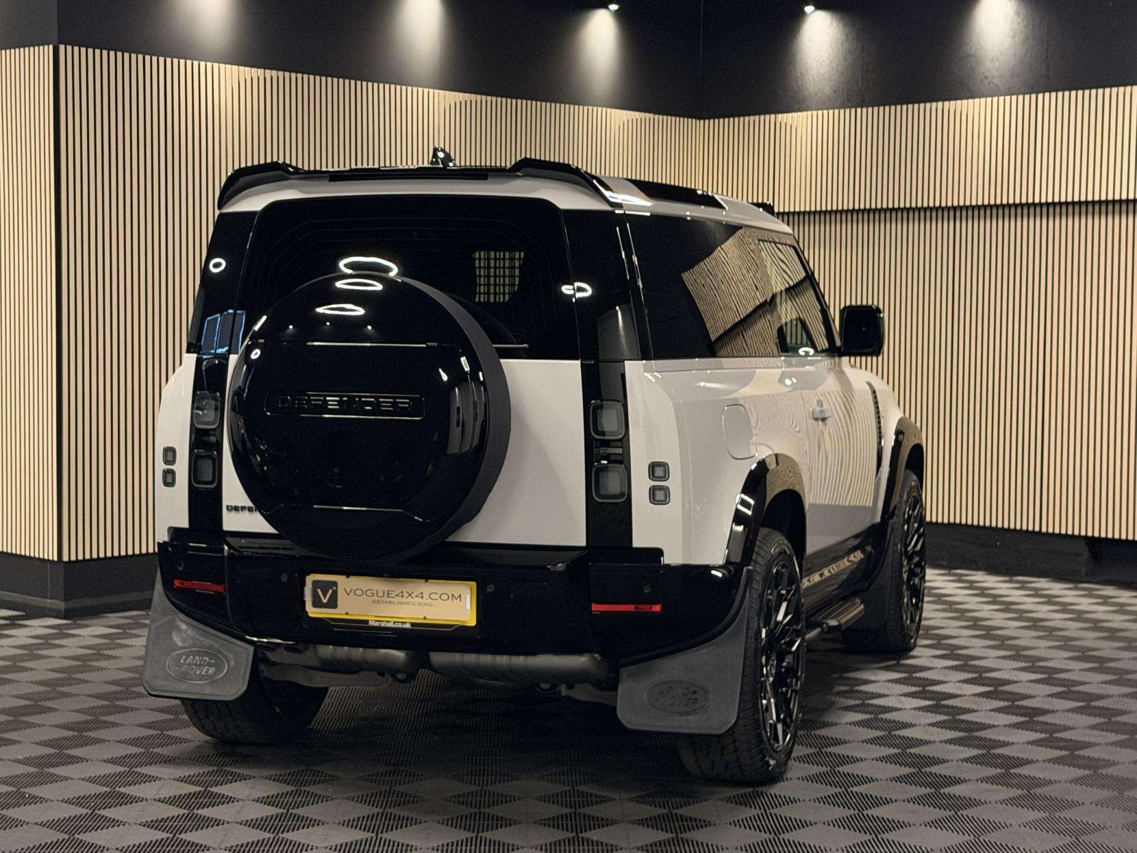 2026 LAND ROVER DEFENDER 90 2026 LAND ROVER DEFENDER 90