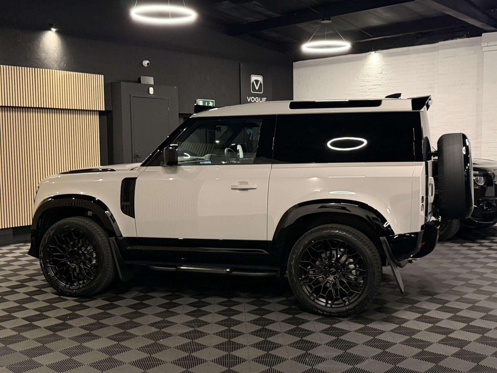 2026 LAND ROVER DEFENDER 90 2026 LAND ROVER DEFENDER 90