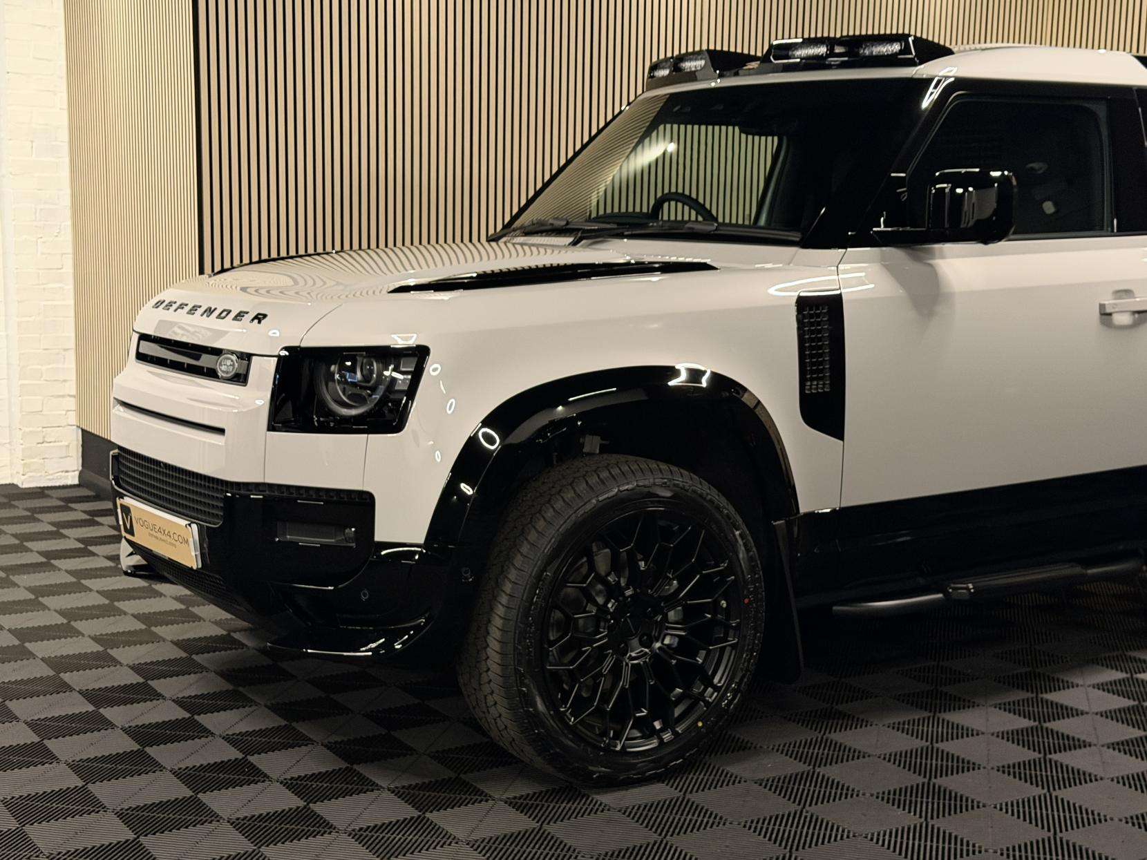 2026 LAND ROVER DEFENDER 90 2026 LAND ROVER DEFENDER 90