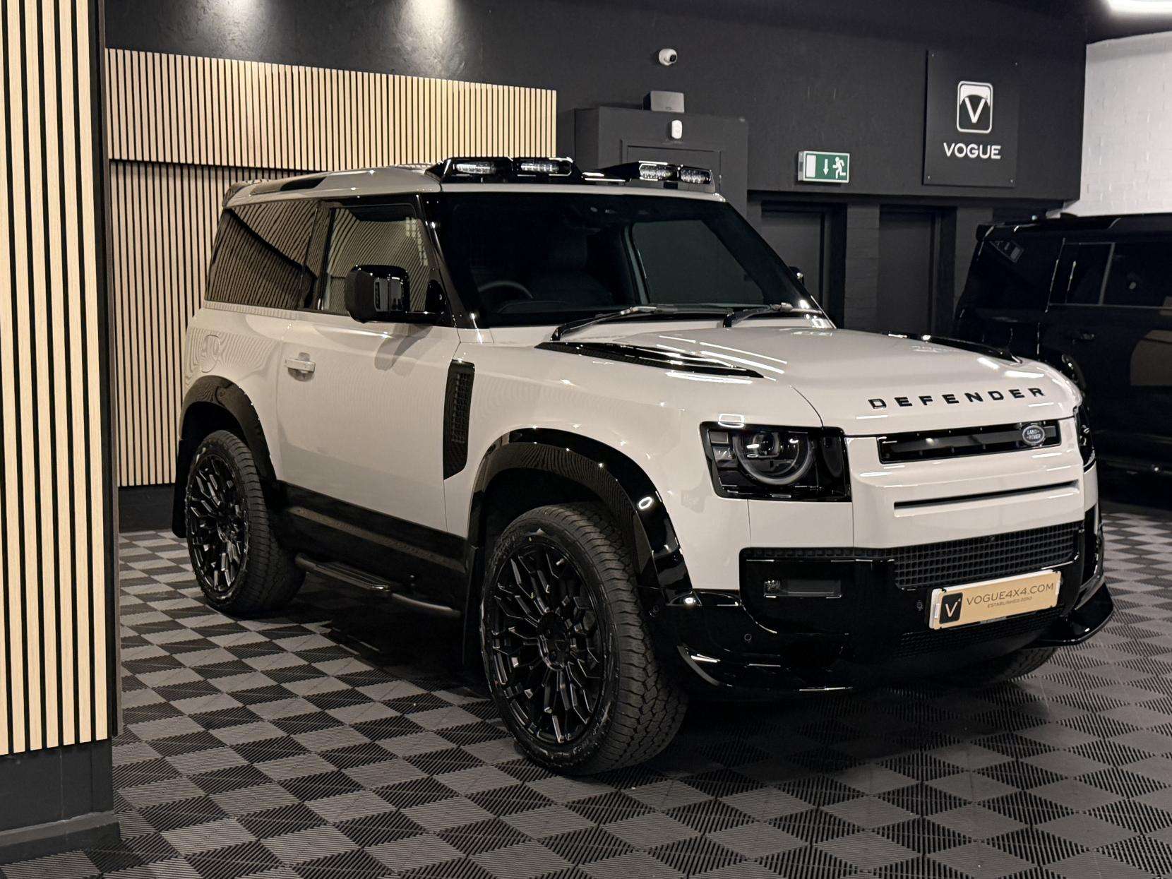 2026 LAND ROVER DEFENDER 90 2026 LAND ROVER DEFENDER 90
