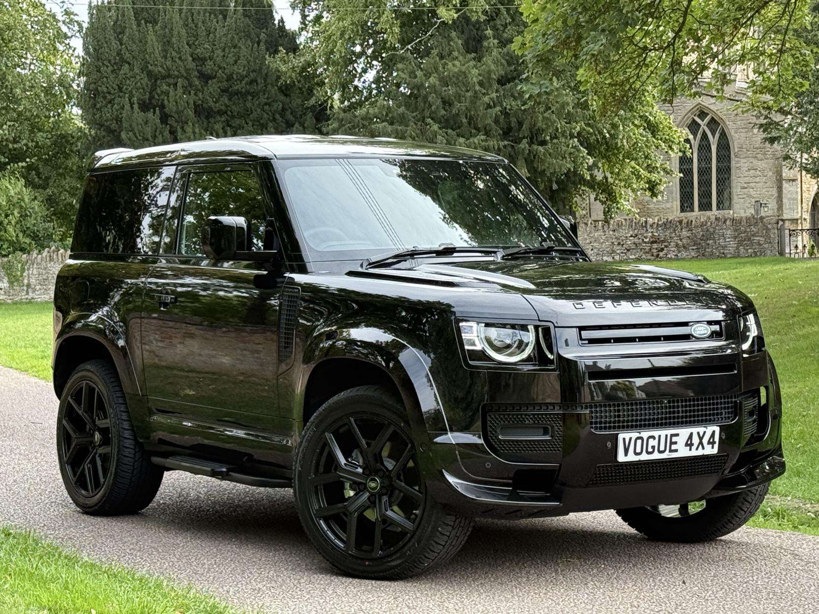 2025 LAND ROVER DEFENDER 90 2025 LAND ROVER DEFENDER 90