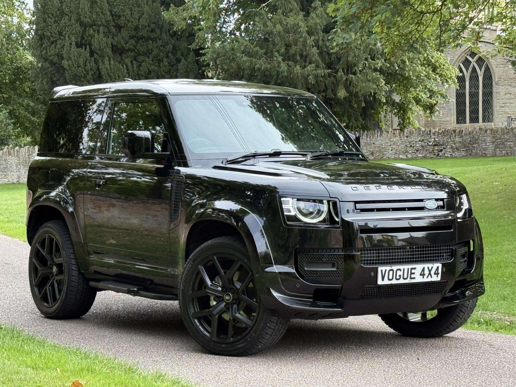 2025 LAND ROVER DEFENDER 90 2025 LAND ROVER DEFENDER 90