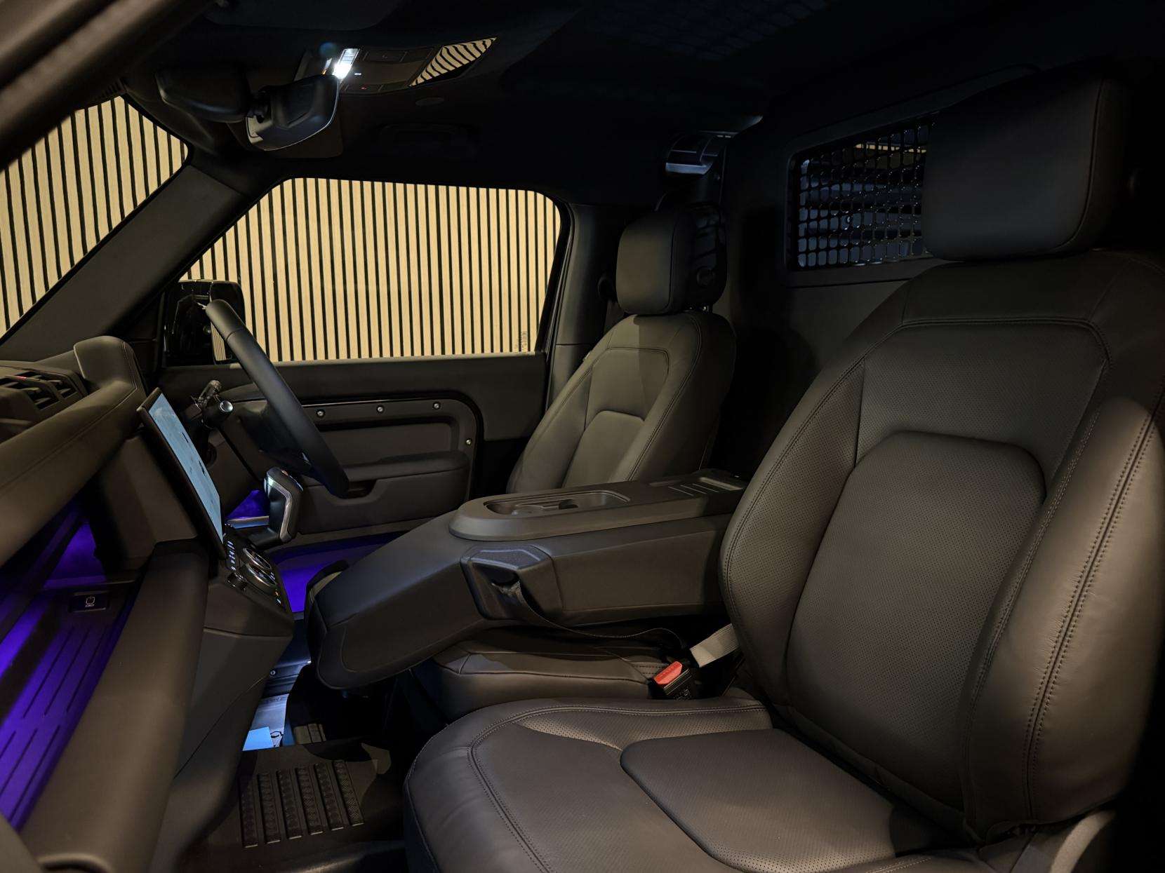 2026 LAND ROVER DEFENDER 90 2026 LAND ROVER DEFENDER 90