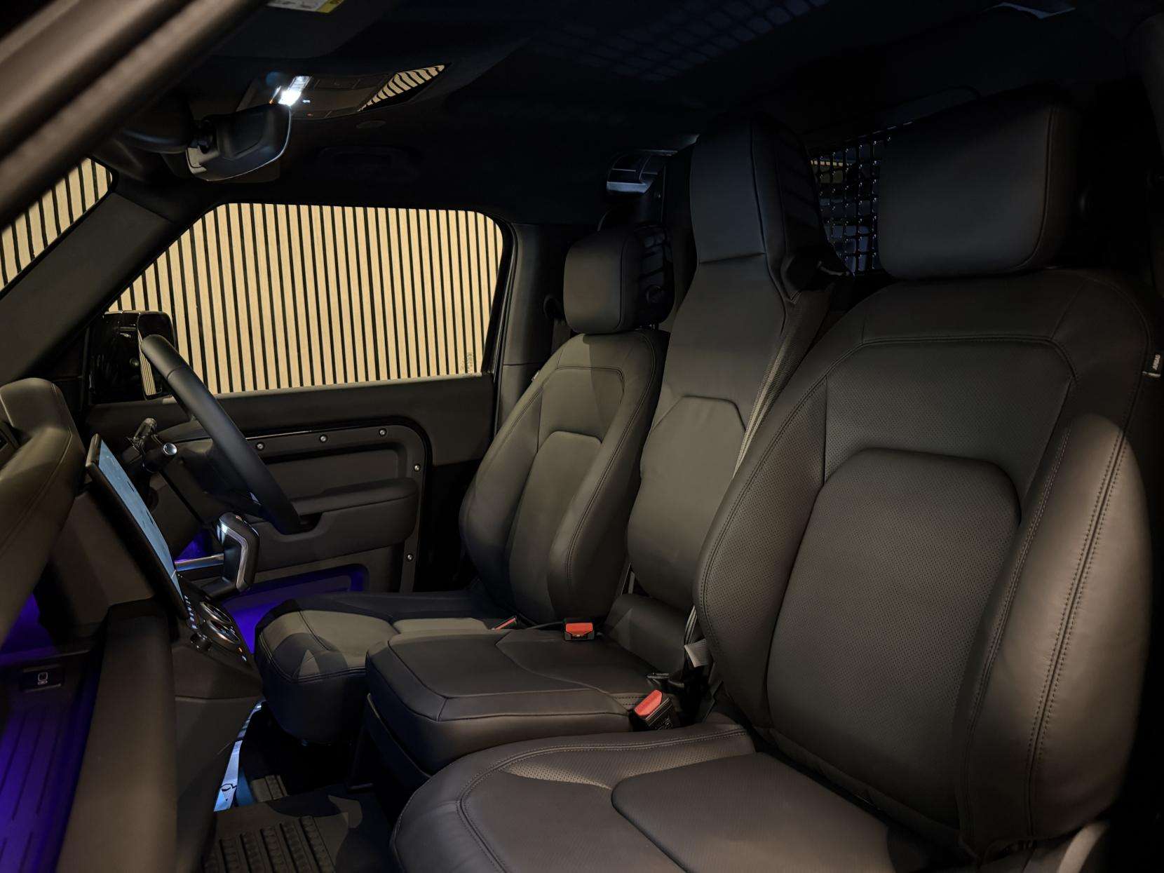 2026 LAND ROVER DEFENDER 90 2026 LAND ROVER DEFENDER 90