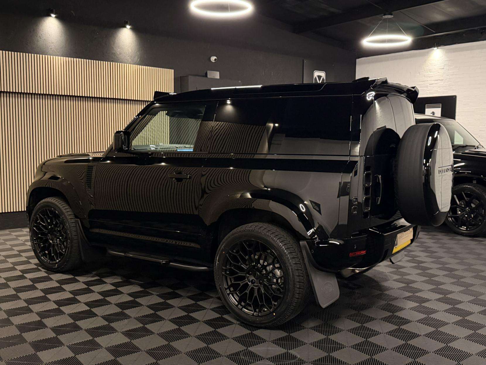 2025 LAND ROVER DEFENDER 90 2025 LAND ROVER DEFENDER 90