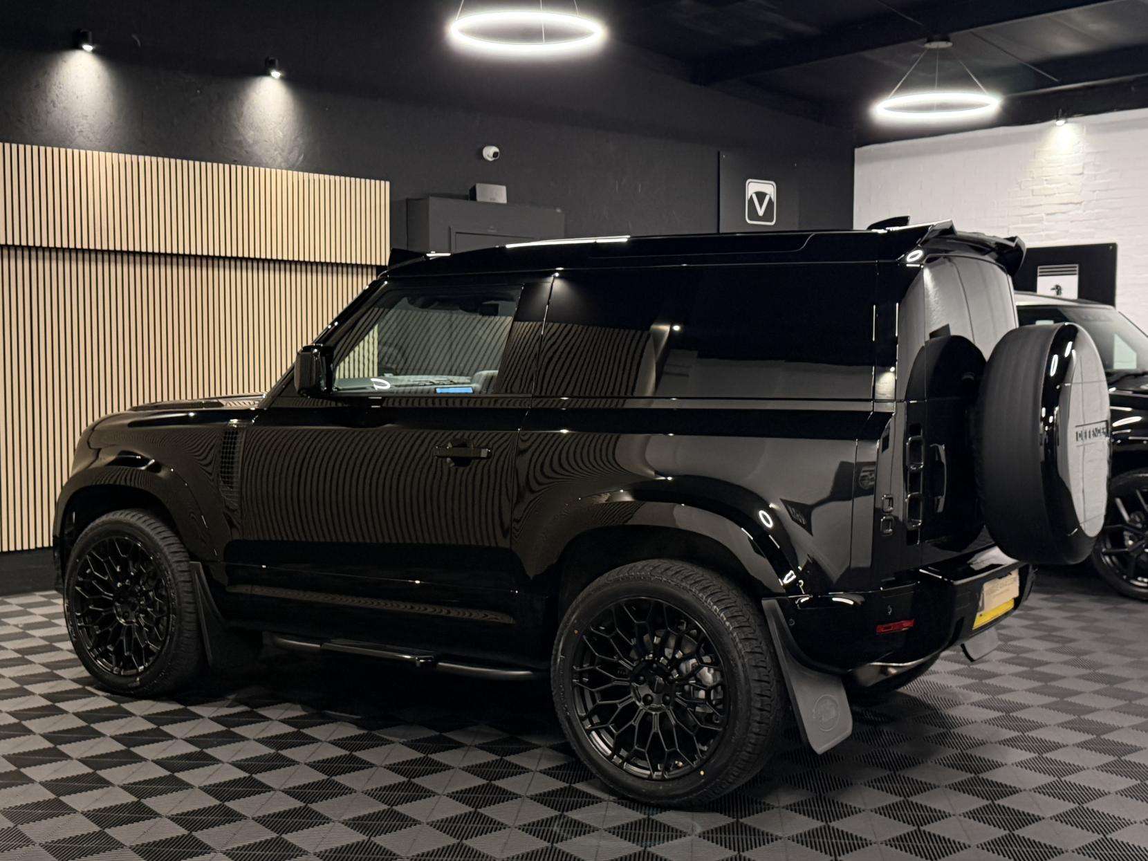 2025 LAND ROVER DEFENDER 90 2025 LAND ROVER DEFENDER 90